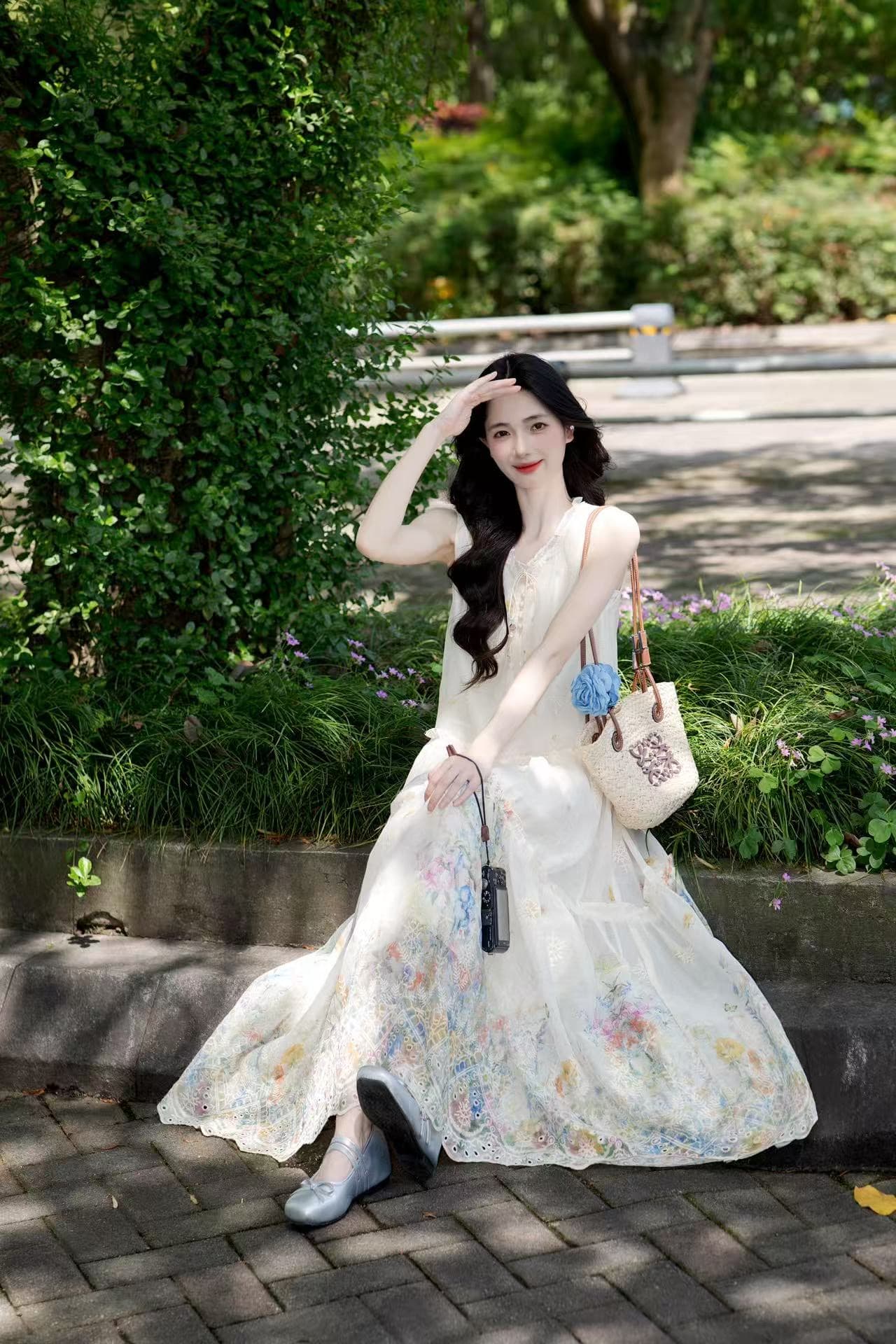 자이언트 잘 생긴 자수 꽃무늬 민소매 여성 드레스 여름 고급 센스 해변가 휴가 슈퍼 요정 해변 드레스 아름다운 롱 스커트