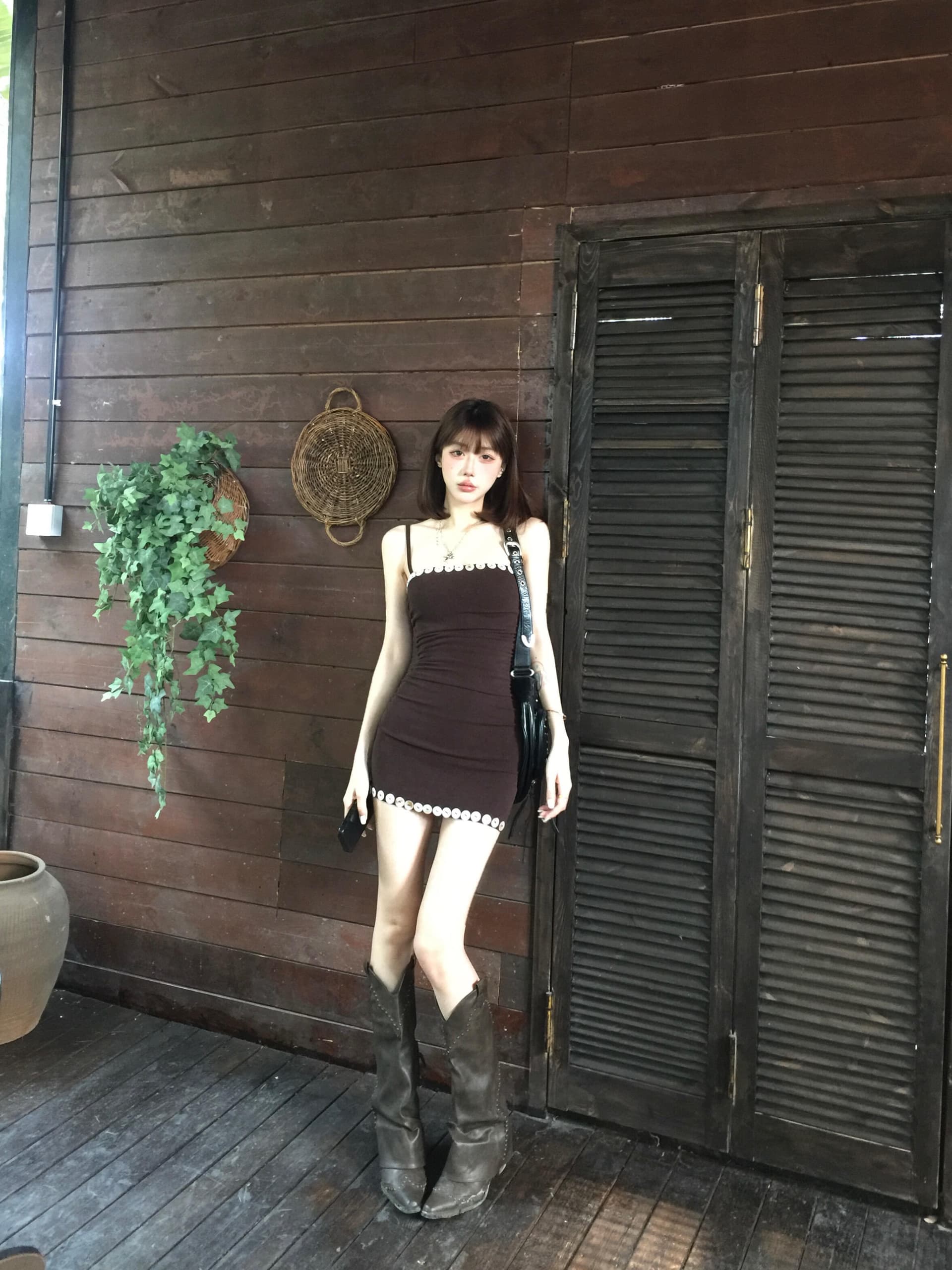 커피 색상 섹시함 핫걸 슬립 여성 드레스 여름 디자인 센스 작은 대중 허리 수축 몸매 가꾸기 고급 센스 타이트 스커트 미니 스커트 상세 이미지 9