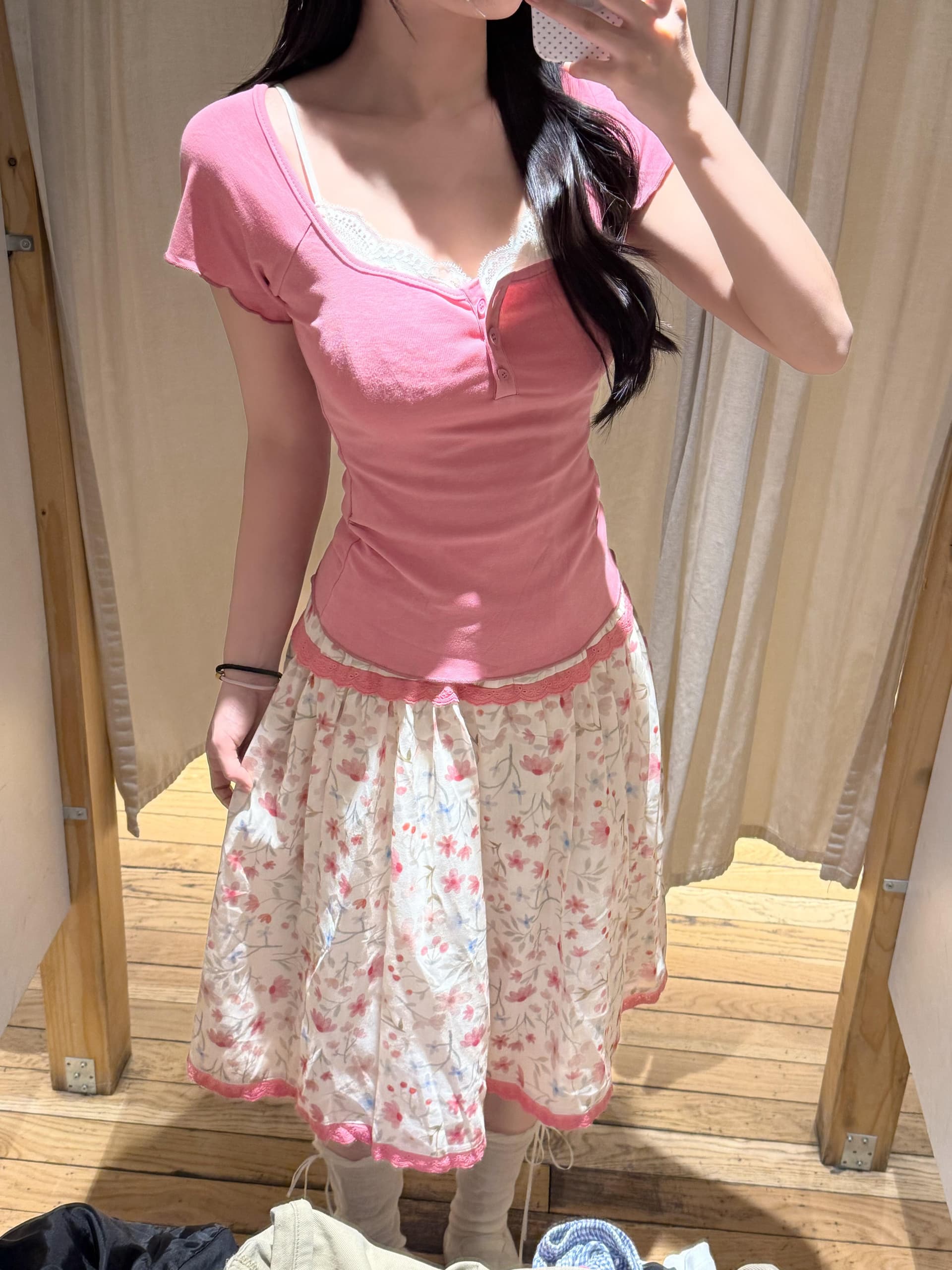 한 부서 달콤한 스타일 핑크색 u 칼라 긍정적 인 어깨 반팔 티셔츠 여성 꽃무늬 패치워크 반신 스커트 여름 부드러운 연령 감소 세트 상세 이미지 4