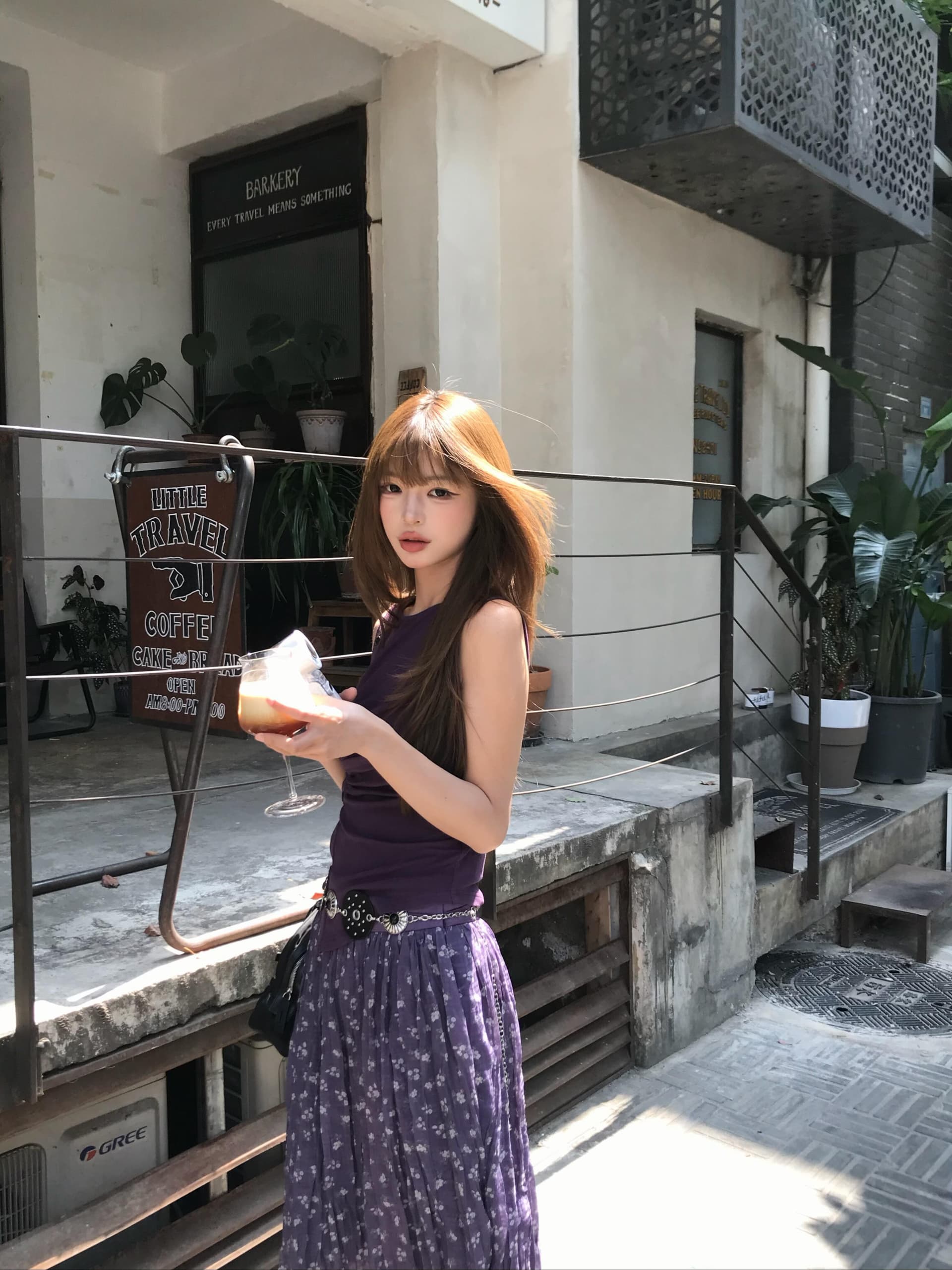 한 부서 레트로 보라색 레이스업 단추 민소매 조끼 꽃무늬 반신 스커트 여성 여름 고급 센스 두 조각 세트 드레스 상세 이미지 3