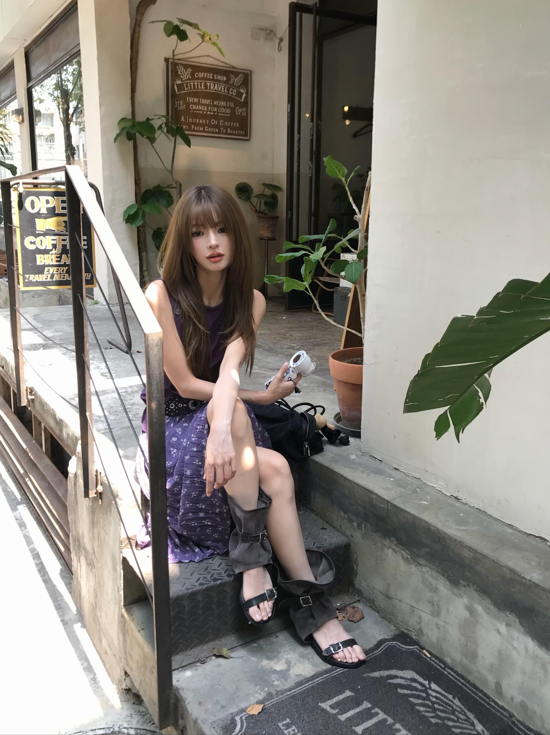 한 부서 레트로 보라색 레이스업 단추 민소매 조끼 꽃무늬 반신 스커트 여성 여름 고급 센스 두 조각 세트 드레스 상세 이미지 4