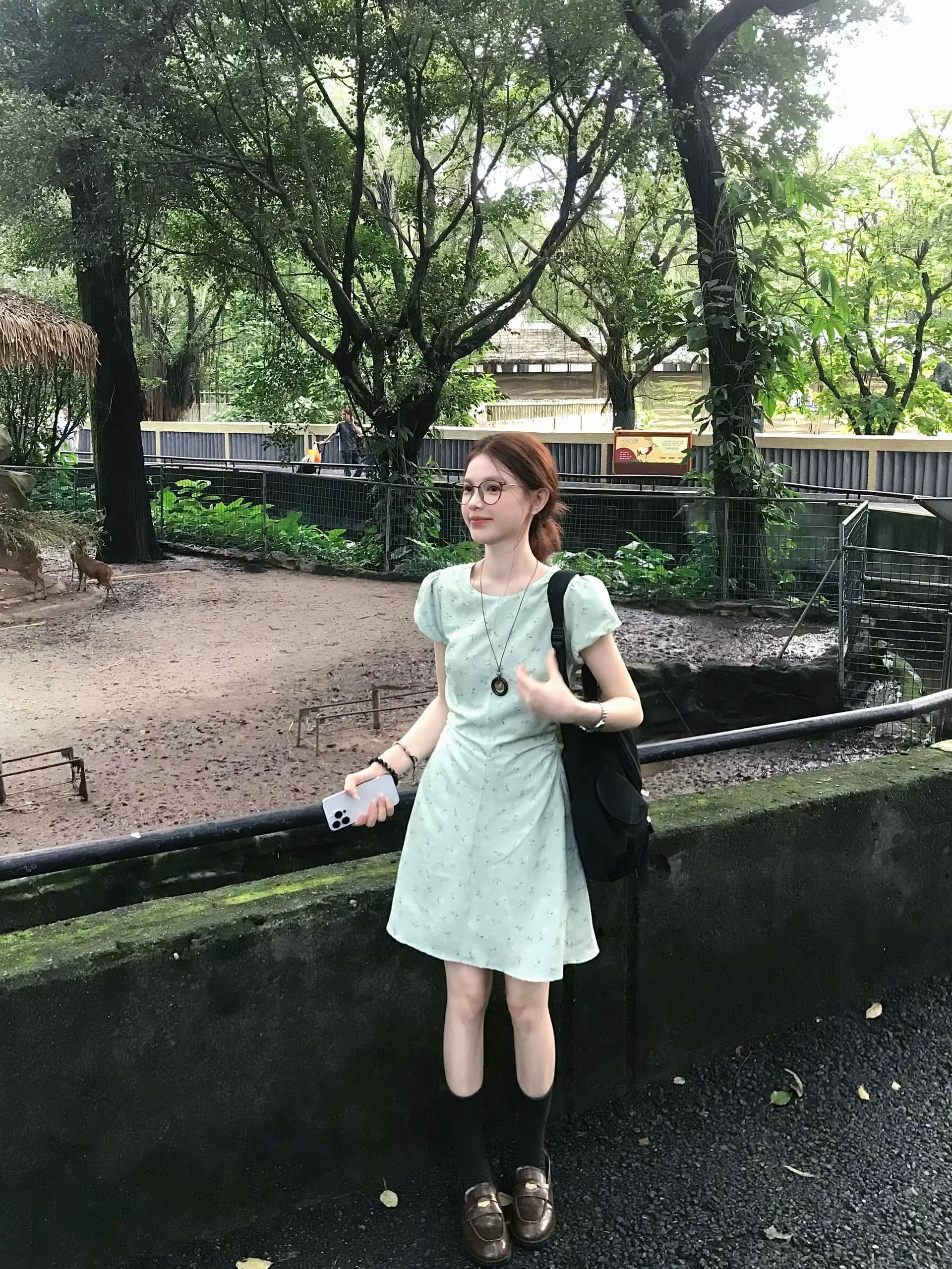 여름 레몬 여름 한 부서 거품 소매 꽃무늬 여성 드레스 여름 허리 수축 품격 부드러운 바람 미니 스커트 드레스 상세 이미지 1