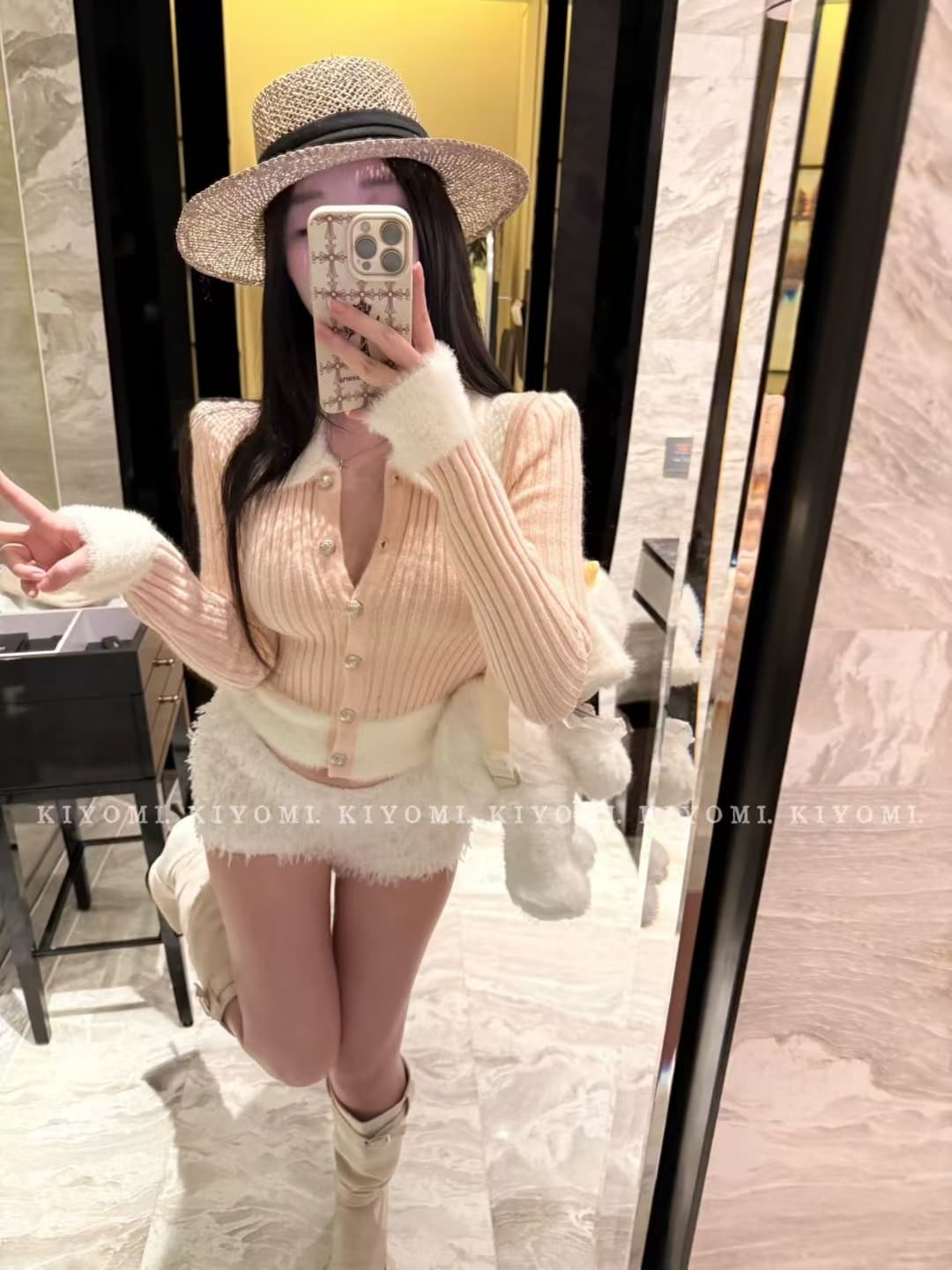 kiyomi 모피 패치워크 양 플러시 싱글 줄 버튼 쇼트 스타일 긴팔 스웨터 핫걸 몸매 가꾸기 패치워크 니트 스웨터 맨위 상세 이미지 11