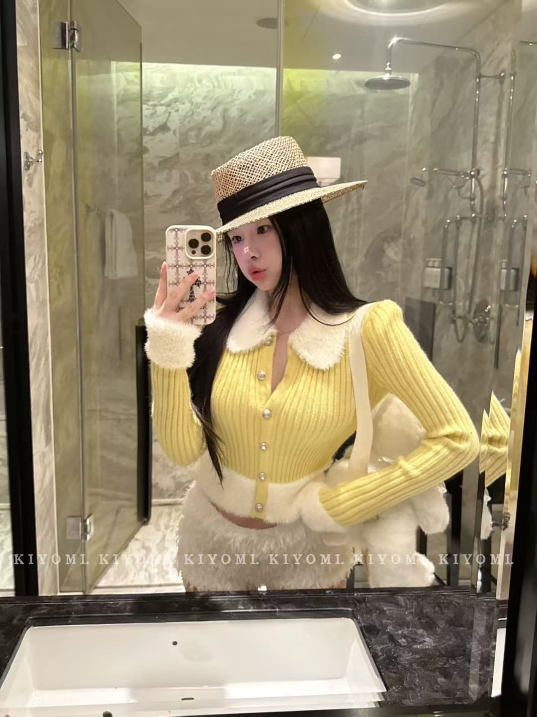 kiyomi 모피 패치워크 양 플러시 싱글 줄 버튼 쇼트 스타일 긴팔 스웨터 핫걸 몸매 가꾸기 패치워크 니트 스웨터 맨위 상세 이미지 13