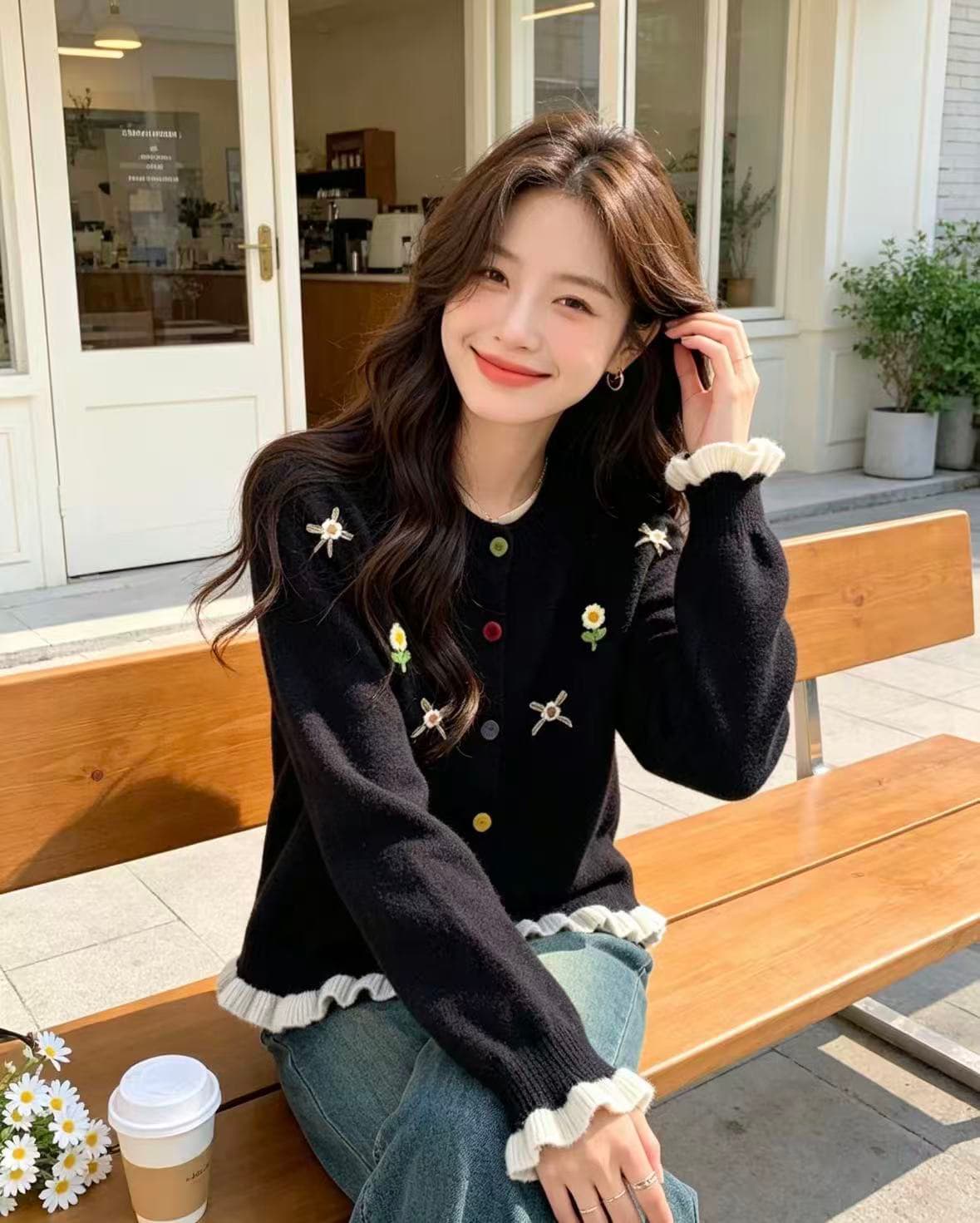 한 부서 부드러운 바람 3 차원 꽃 니트 오픈 가디건 여성 가을 겨울 새로운 와이드 부드러운 찹쌀 배색 패치워크 스웨터 코트 상세 이미지 2