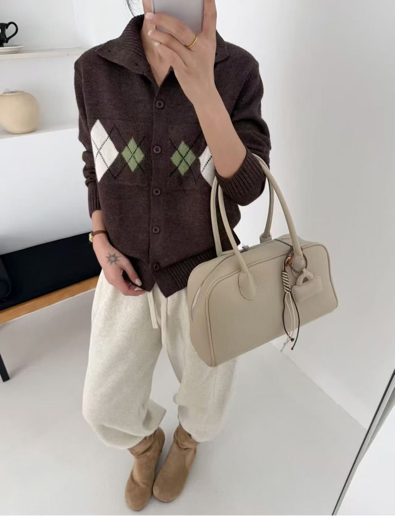 오리지널 터틀넥 레트로 링 그리드 니트 오픈 가디건 루즈핏 스웨터 학원 스타일 슬림해 보이는 맨위 이미지 4