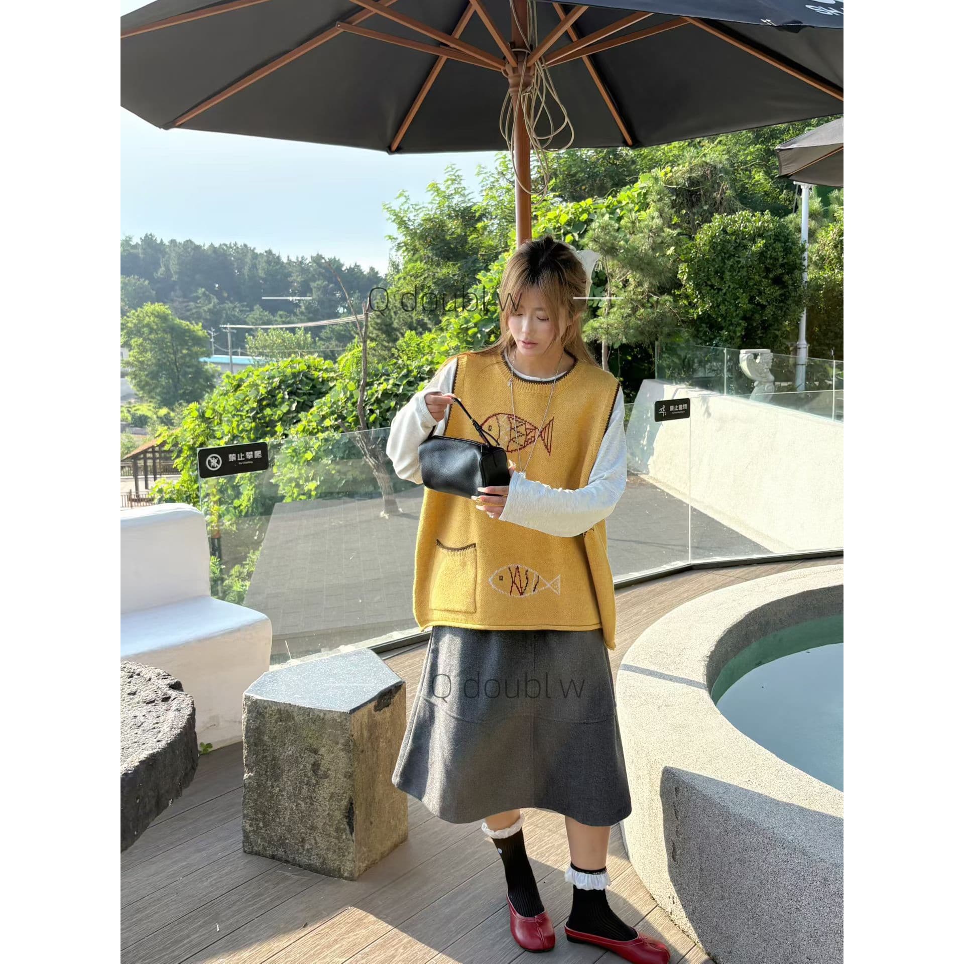 작은 물고기 어린애 같은 레트로 드레스 코드 네클라인 주머니 배색 니트 스웨터 베스트 어깨 여성 가을 켜기 새로운 부모와 자식 조끼 이미지 5