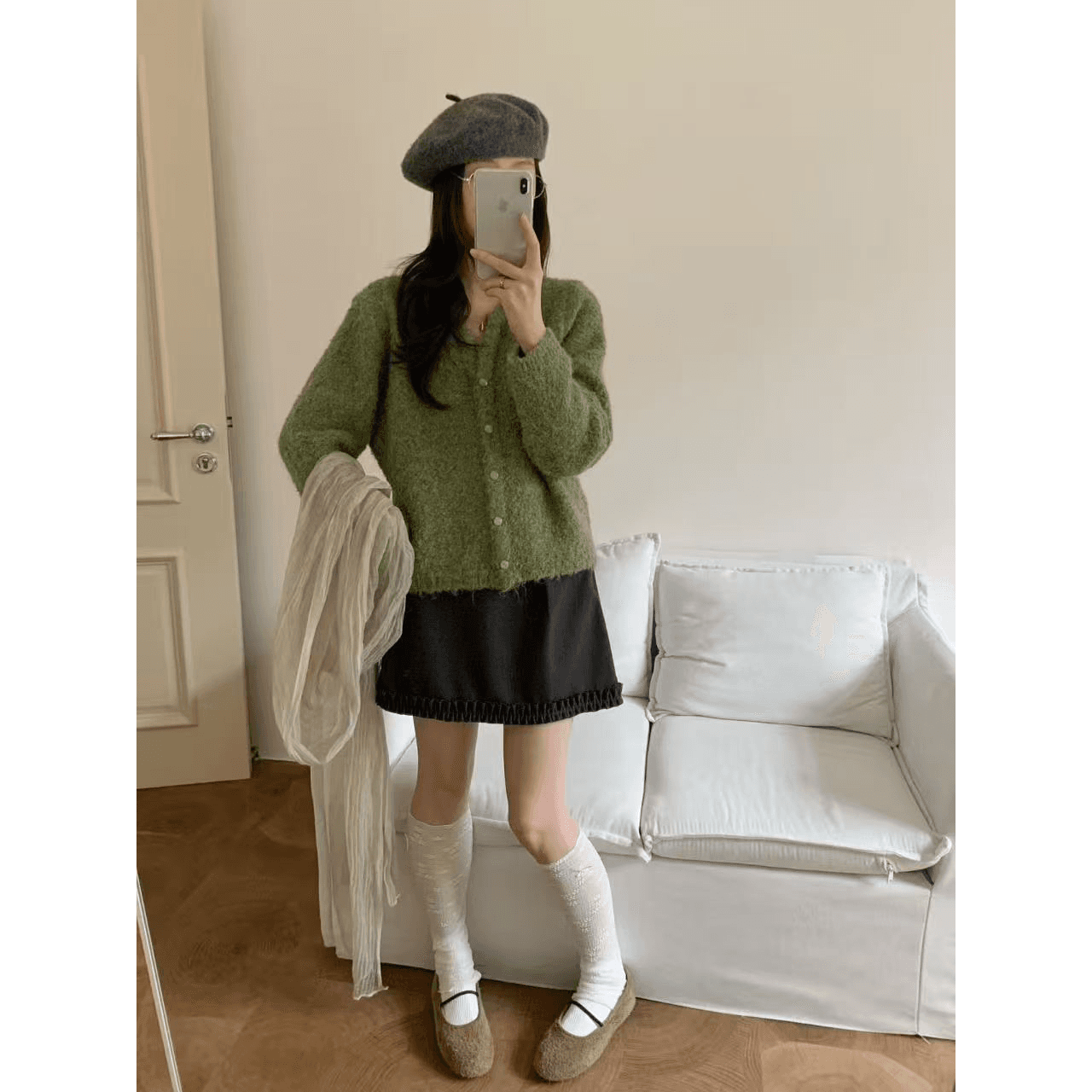 레트로 작은 대중 V넥 서클 플러시 니트 오픈 가디건 여성 느긋한 바람 한국 스타일 루즈핏 다용도 부드러운 찹쌀 스웨터 코트 이미지 5