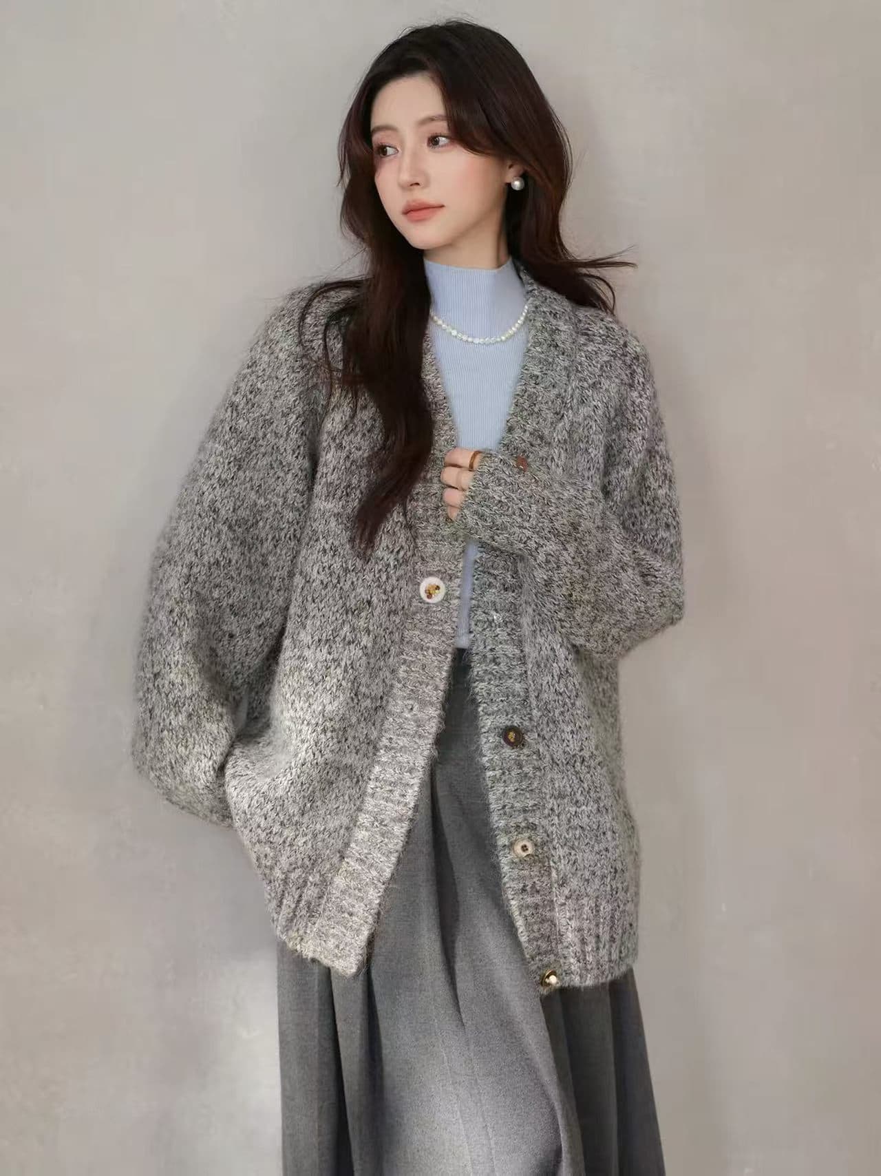 양모 레트로 V넥 스웨터 오픈 가디건 여성 겨울 캐주얼 느긋한 부드러운 찹쌀 루즈핏 보온 재킷 이미지 2