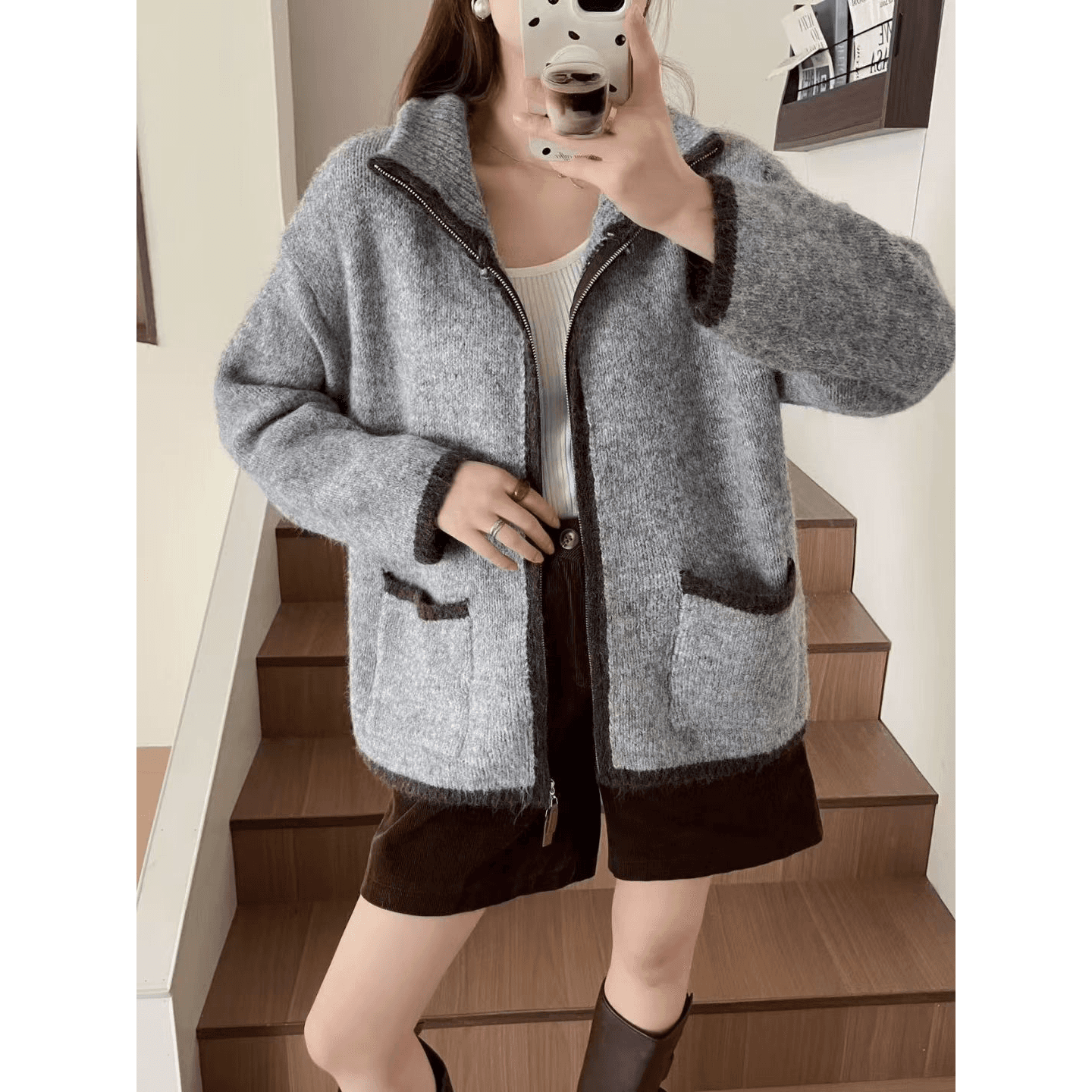 배색 폴로 칼라 디자인 지퍼 스웨터 코트 이미지 5