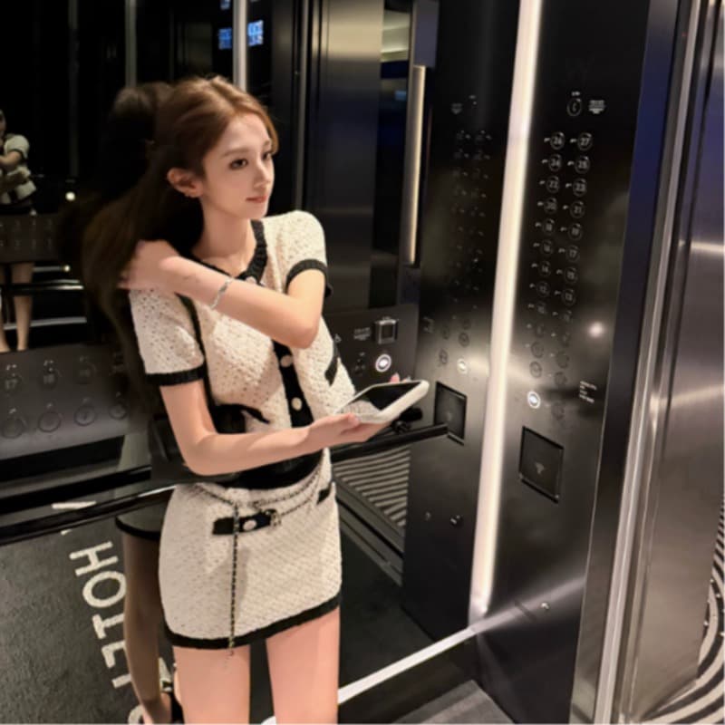 chicyou paris dairy 파란색 화이트 샤오시엔 두꺼운 바늘 니트 반팔 오픈 가디건 미니 스커트 세트 이미지 6
