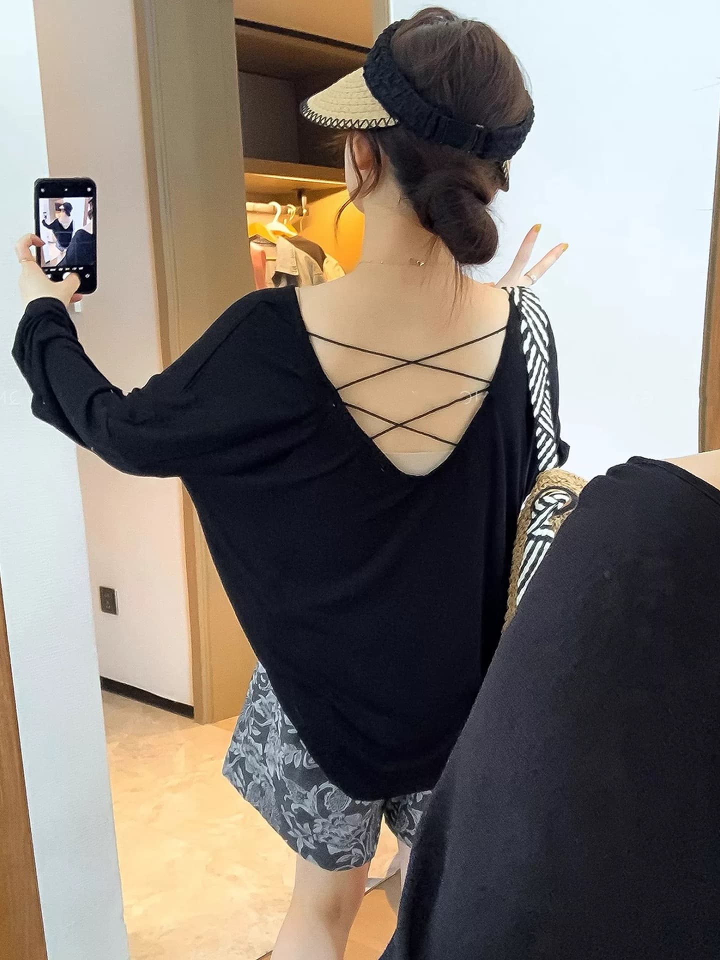 뒤로 홀로우 아웃 자외선 차단 블라우스 티셔츠 여성 여름 새로운 느긋한 바람 캐주얼 루즈핏 통기성 긴팔 에어컨 셔츠 맨위