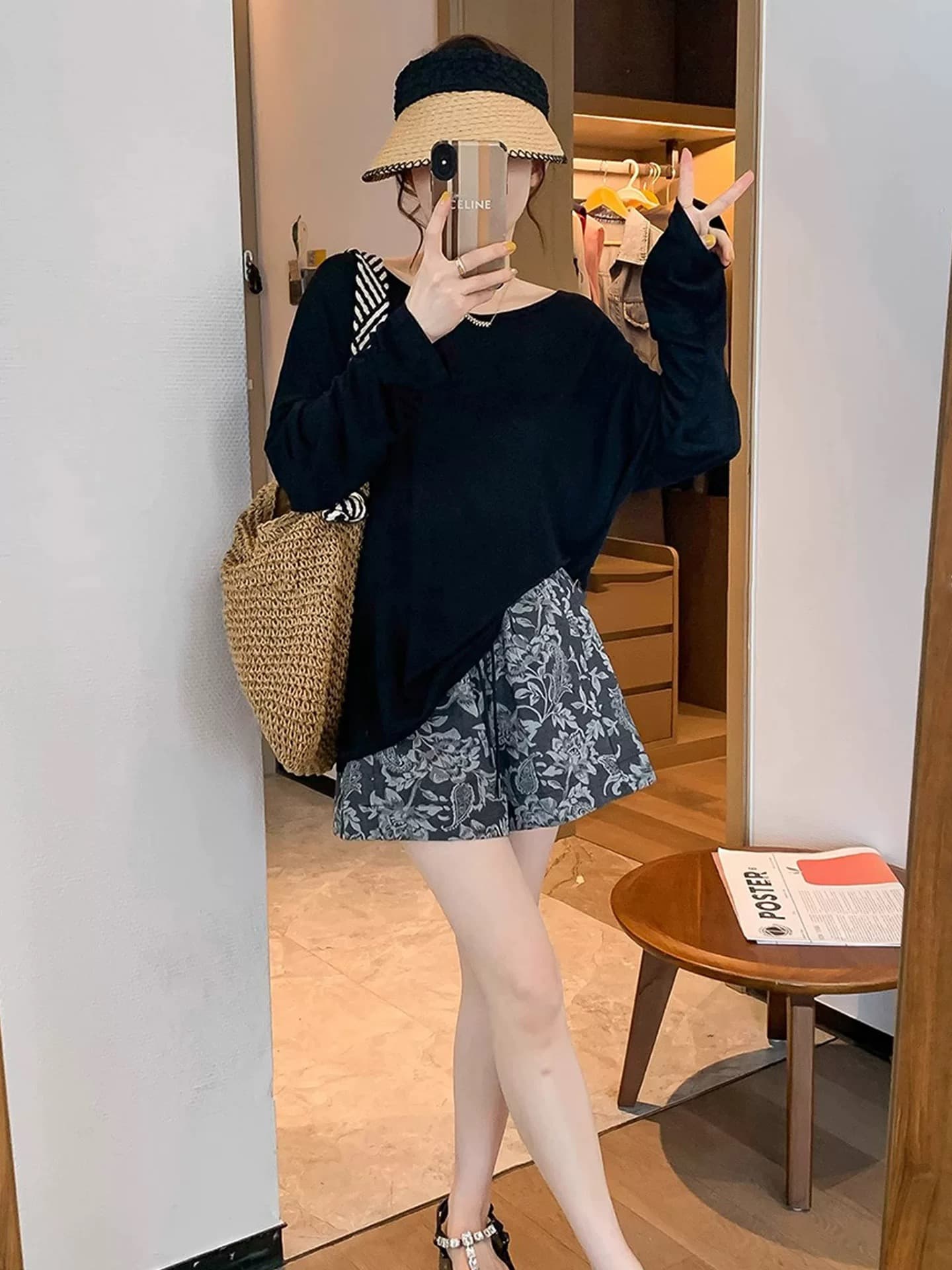 뒤로 홀로우 아웃 자외선 차단 블라우스 티셔츠 여성 여름 새로운 느긋한 바람 캐주얼 루즈핏 통기성 긴팔 에어컨 셔츠 맨위 상세 이미지 3