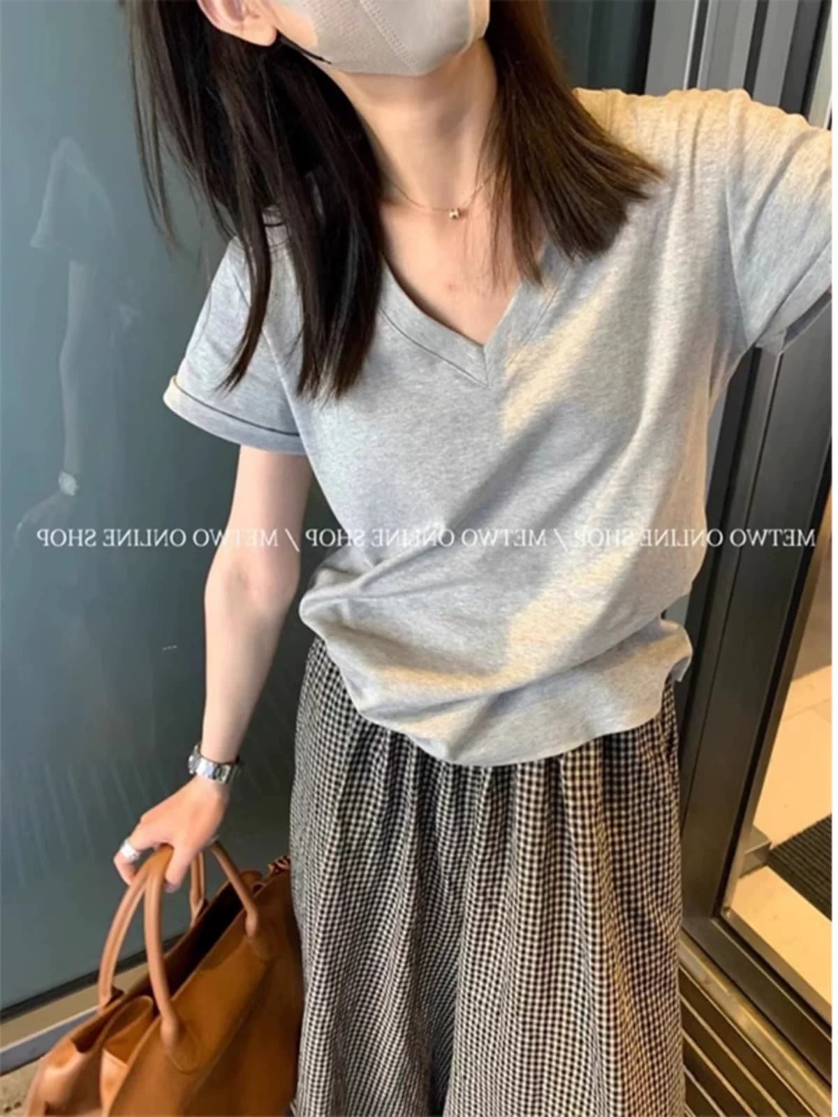 한 부서 순면 회색 긍정적 인 어깨 V넥 반팔 티셔츠 여성 여름 루즈핏 슬림해 보이는 캐주얼 한국 스타일 다용도 미니멀리즘 맨위 상세 이미지 3