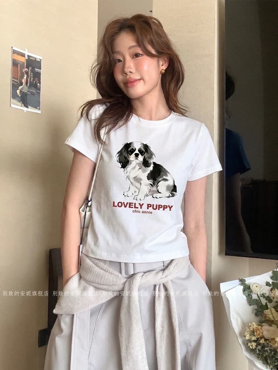 화이트 긍정적 인 어깨 강아지 프린트 반팔 티셔츠 여성 여름 핫걸 몸매 가꾸기 쇼트 스타일 동정 작은 날다 소매 품격 맨위