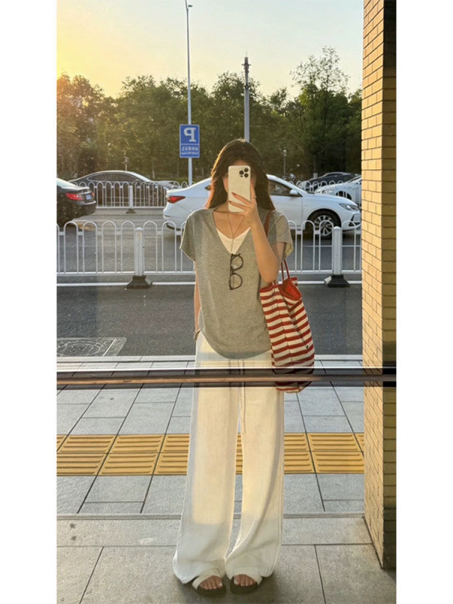 고급 센스 V넥 페이크 레이어드 회색 반팔 티셔츠 여성 여름 오래된 돈 바람 루즈핏 캐주얼 긍정적 인 어깨 의류 상세 이미지 6