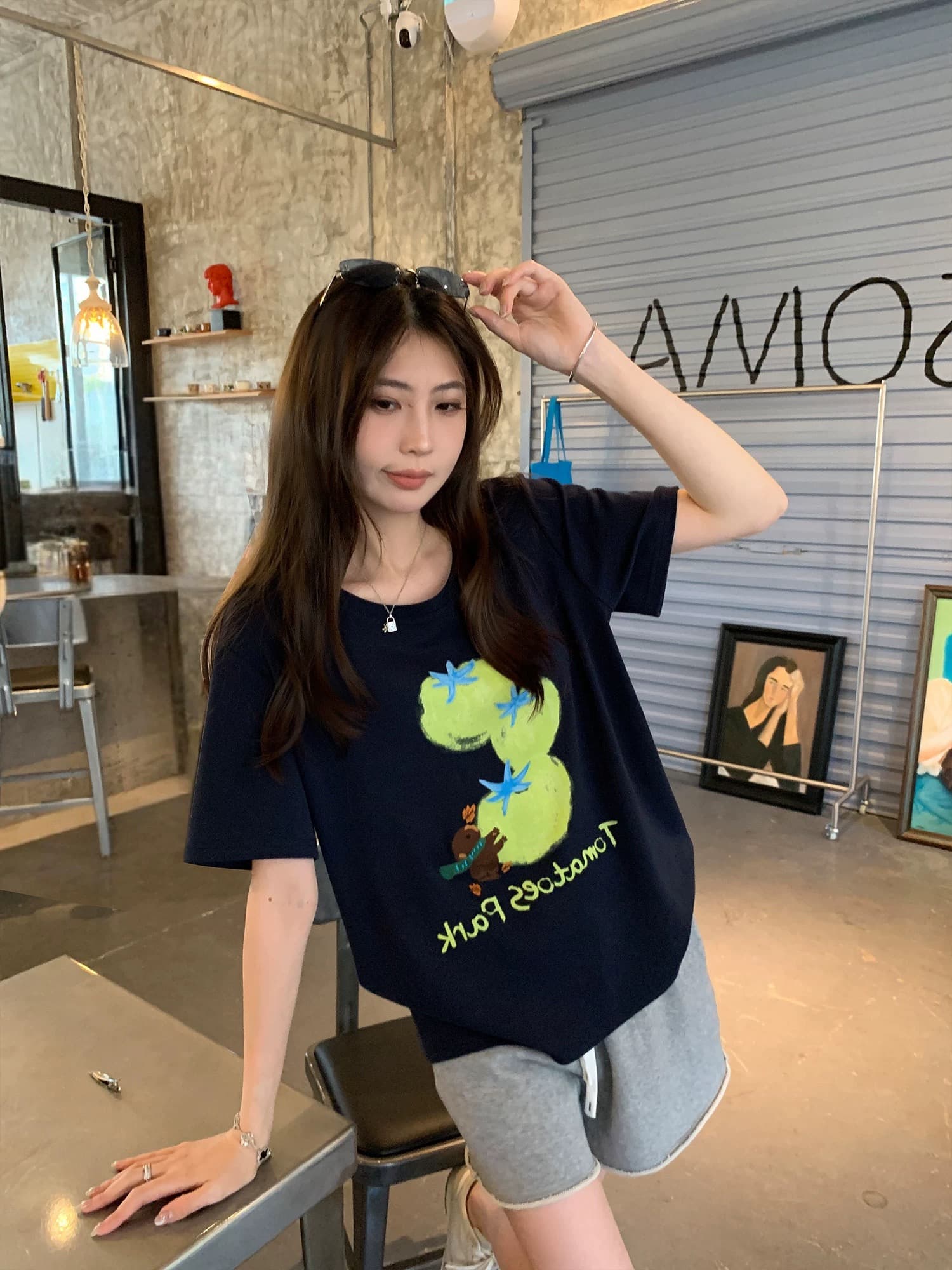 한 부서 만화 과일 작은 곰 프린트 화이트 반팔 티셔츠 여성 여름 얇은 스타일 라운드 넥 루즈핏 느긋한 바람 맨위 상세 이미지 3