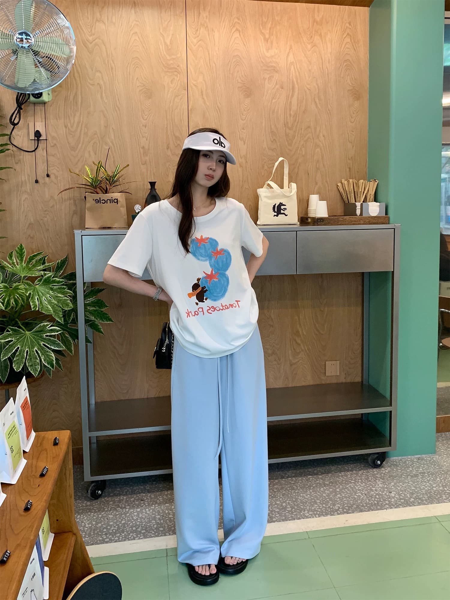 한 부서 만화 과일 작은 곰 프린트 화이트 반팔 티셔츠 여성 여름 얇은 스타일 라운드 넥 루즈핏 느긋한 바람 맨위 상세 이미지 8