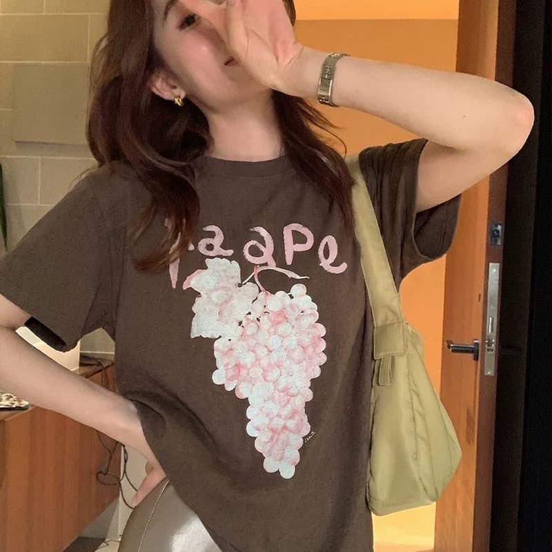 느슨함 센스 살구 색상 포도 프린트 긍정적 인 어깨 반팔 티셔츠 여성 여름 캐주얼 루즈핏 얇은 스타일 동정 아름다운 맨위 이미지 3