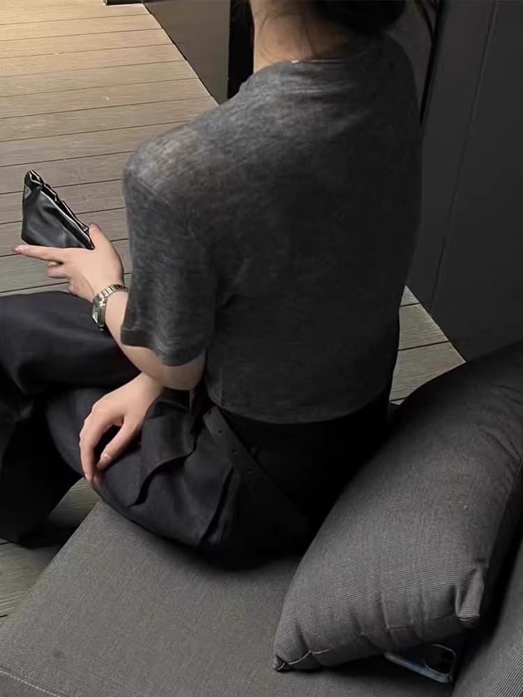 고급 센스 회색 주간 실크 가면 반팔 티셔츠 여성 여름 미니멀리즘 단색 동정 패션 슬림해 보이는 라운드 넥 맨위 상세 이미지 3