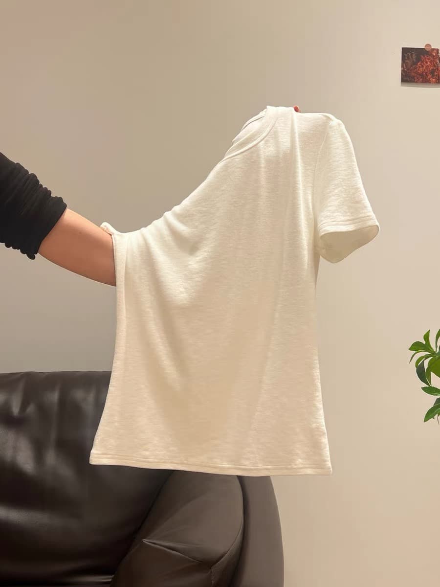 화이트 질감 센스 라운드 넥 긍정적 인 어깨 티셔츠 여성 여름 새로운 미니멀리즘 캐주얼 반팔 패션 다용도 품격 맨위 상세 이미지 3