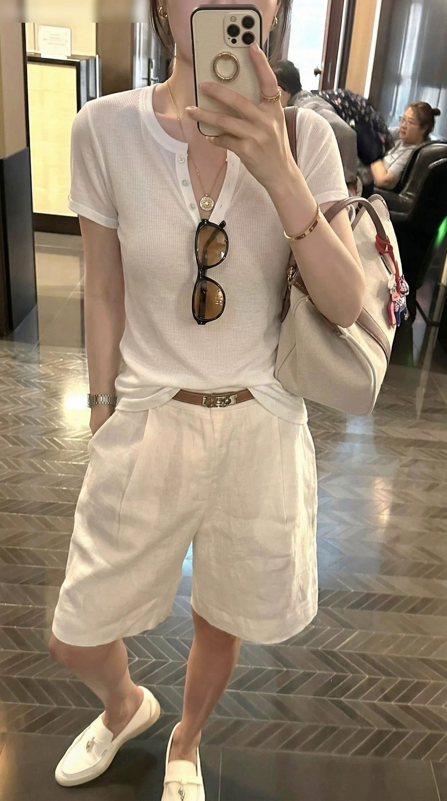 오래된 돈 바람 높음 지혜 센스 회색 반 개방 칼라 헨리 셔츠 반팔 여성 여름 얇은 스타일 몸매 가꾸기 반소매 품격 맨위 이미지 4