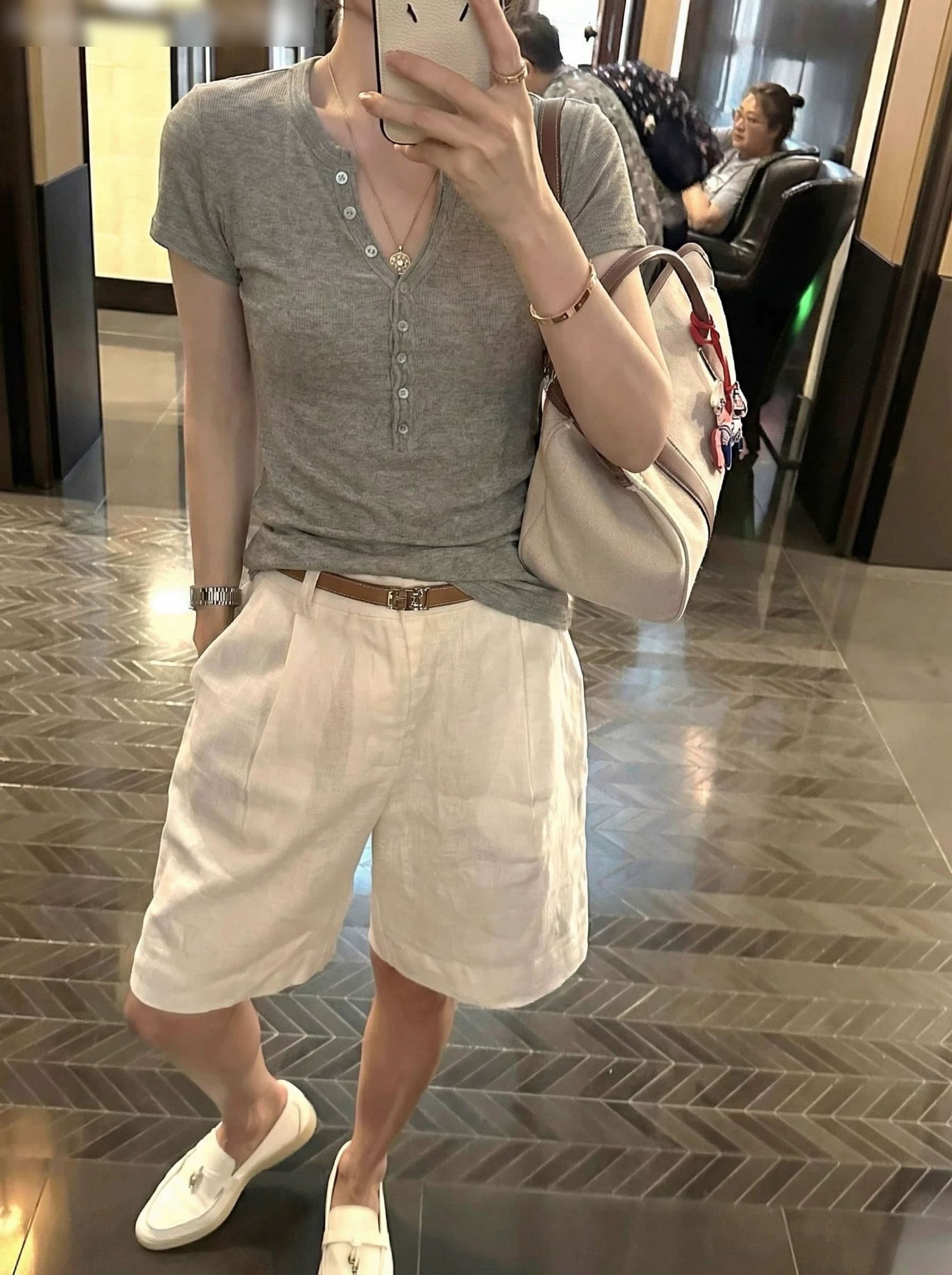 오래된 돈 바람 높음 지혜 센스 회색 반 개방 칼라 헨리 셔츠 반팔 여성 여름 얇은 스타일 몸매 가꾸기 반소매 품격 맨위 상세 이미지 1