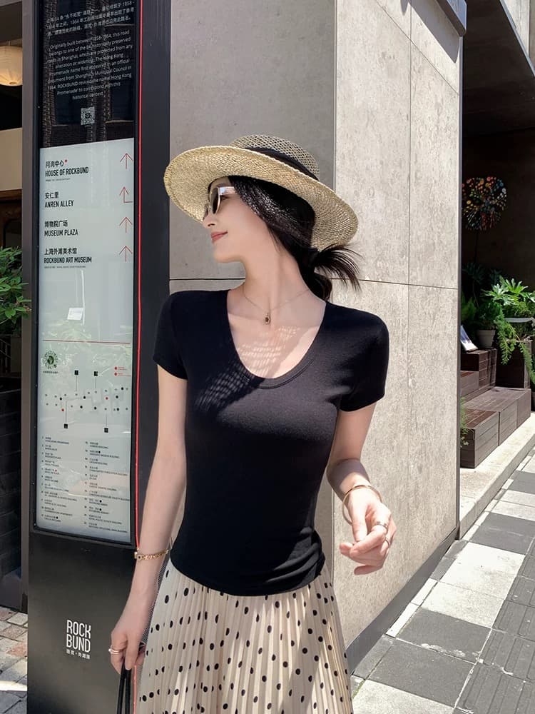검정색 u 칼라 긍정적 인 어깨 티셔츠 여성 여름 몸매 가꾸기 슬림해 보이는 얇고 가벼운 반팔 맨위 상세 이미지 4