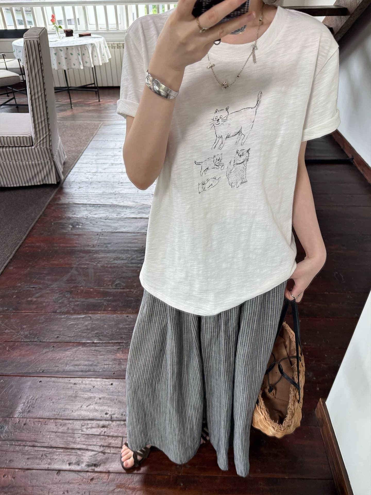 한 부서 ins 느긋한 바람 라인 고양이 화이트 대나무 마디 면 반팔 여성 여름 얇은 스타일 루즈핏 티셔츠 캐주얼 맨위 이미지 3