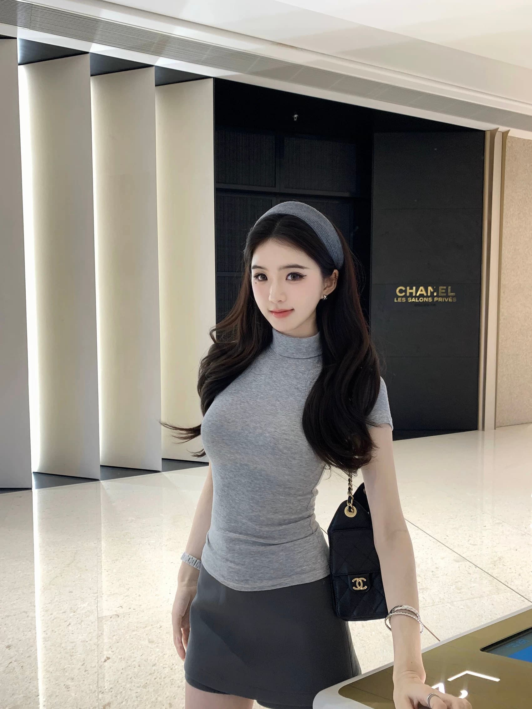 봄 새로운 좋은 인물 몸매 가꾸기 품격 터틀넥 반팔 티셔츠 기본 셔츠 여성 이미지 3