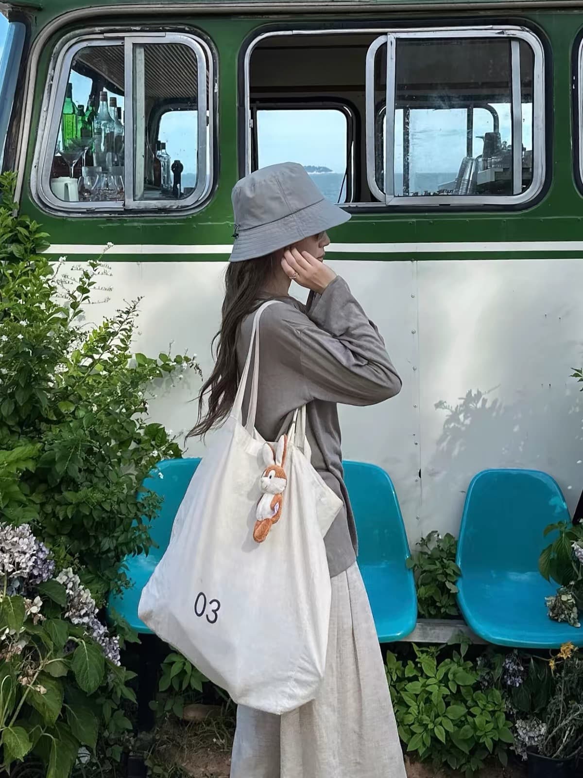한 부서 느슨함 느긋한 바람 회색 긴팔 티셔츠 여성 여름 루즈핏 에어컨 블라우스 슬림해 보이는 다용도 자외선 차단 맨위 상세 이미지 2