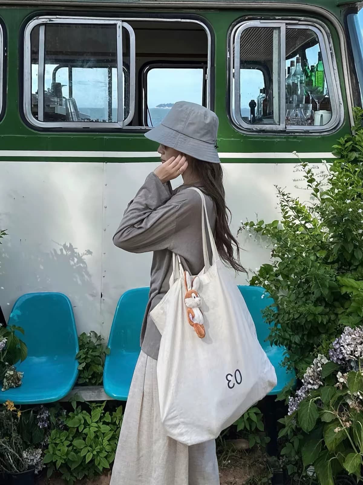 한 부서 느슨함 느긋한 바람 회색 긴팔 티셔츠 여성 여름 루즈핏 에어컨 블라우스 슬림해 보이는 다용도 자외선 차단 맨위 상세 이미지 5