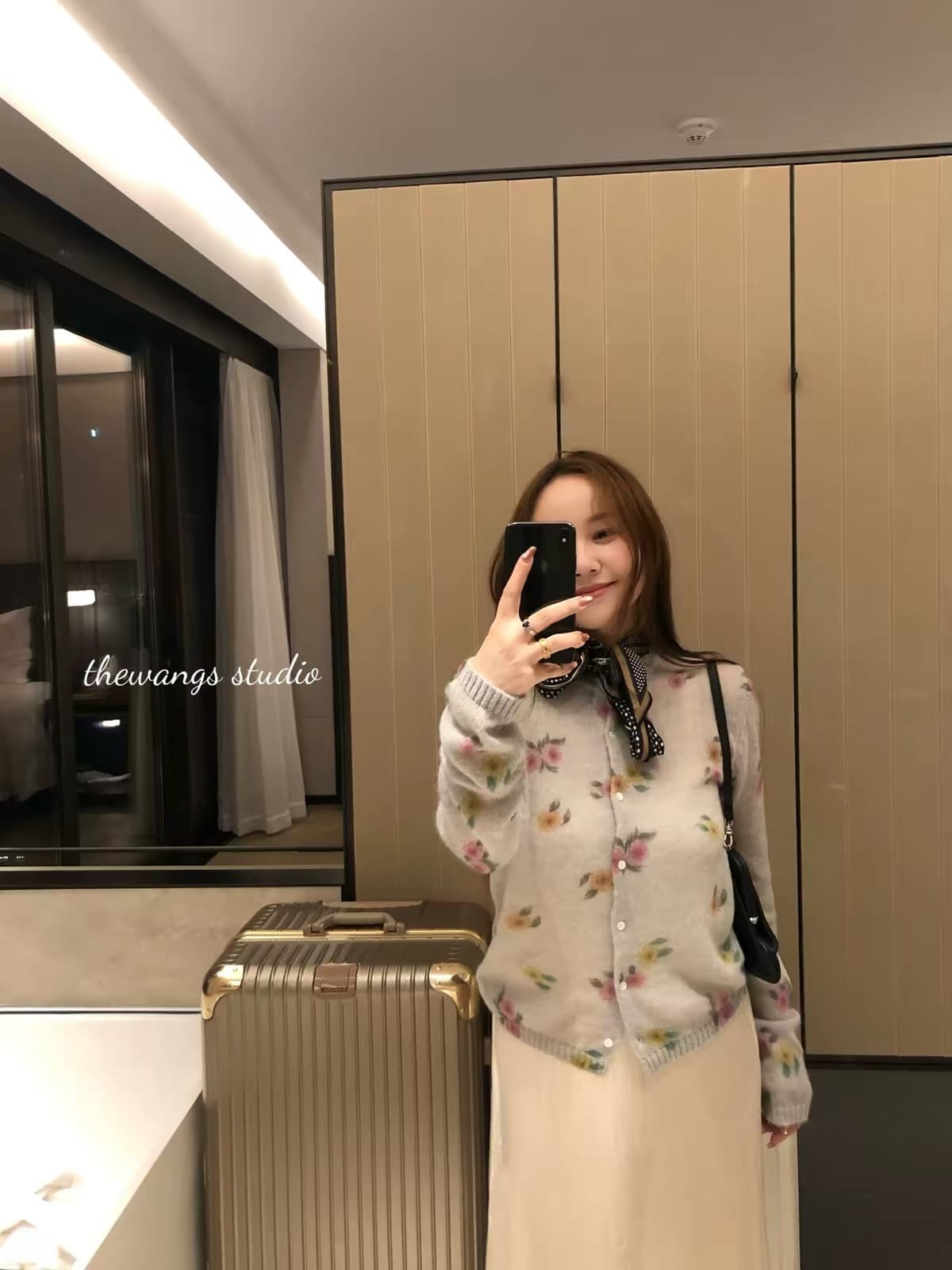 양모 작은 외부 가져 가라. 얇은 스타일 니트 오픈 가디건 여성 코트 2026 이른 가을 착용 가져 가라. 부드러운 찹쌀 홀로우 아웃 맨위 이미지 3