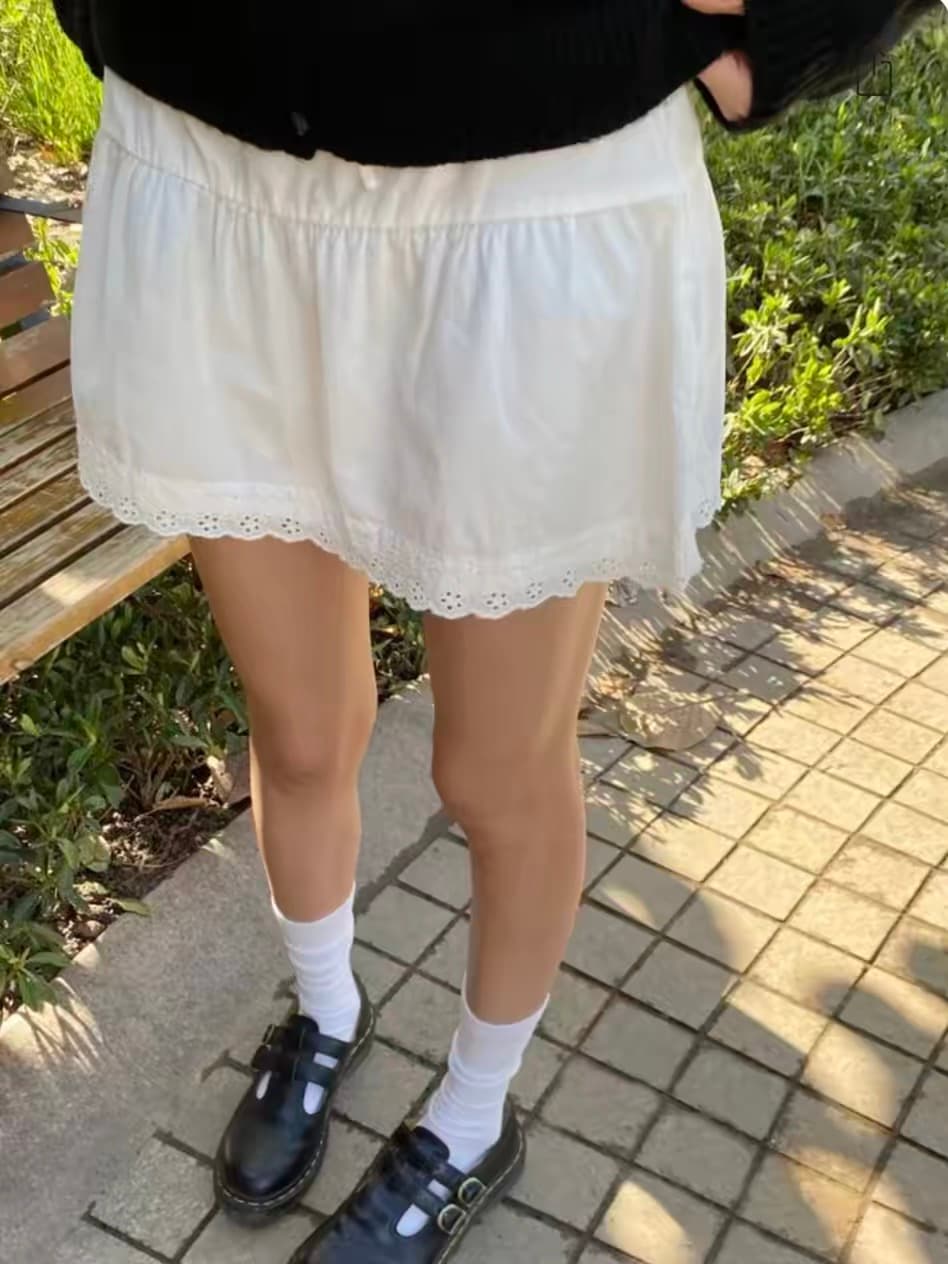 달콤한 스타일 레이스 레이스 화이트 한 마디 반신 스커트 여성 하이웨이스트 펌프 로프 레이스업 미니 스커트 이미지 2