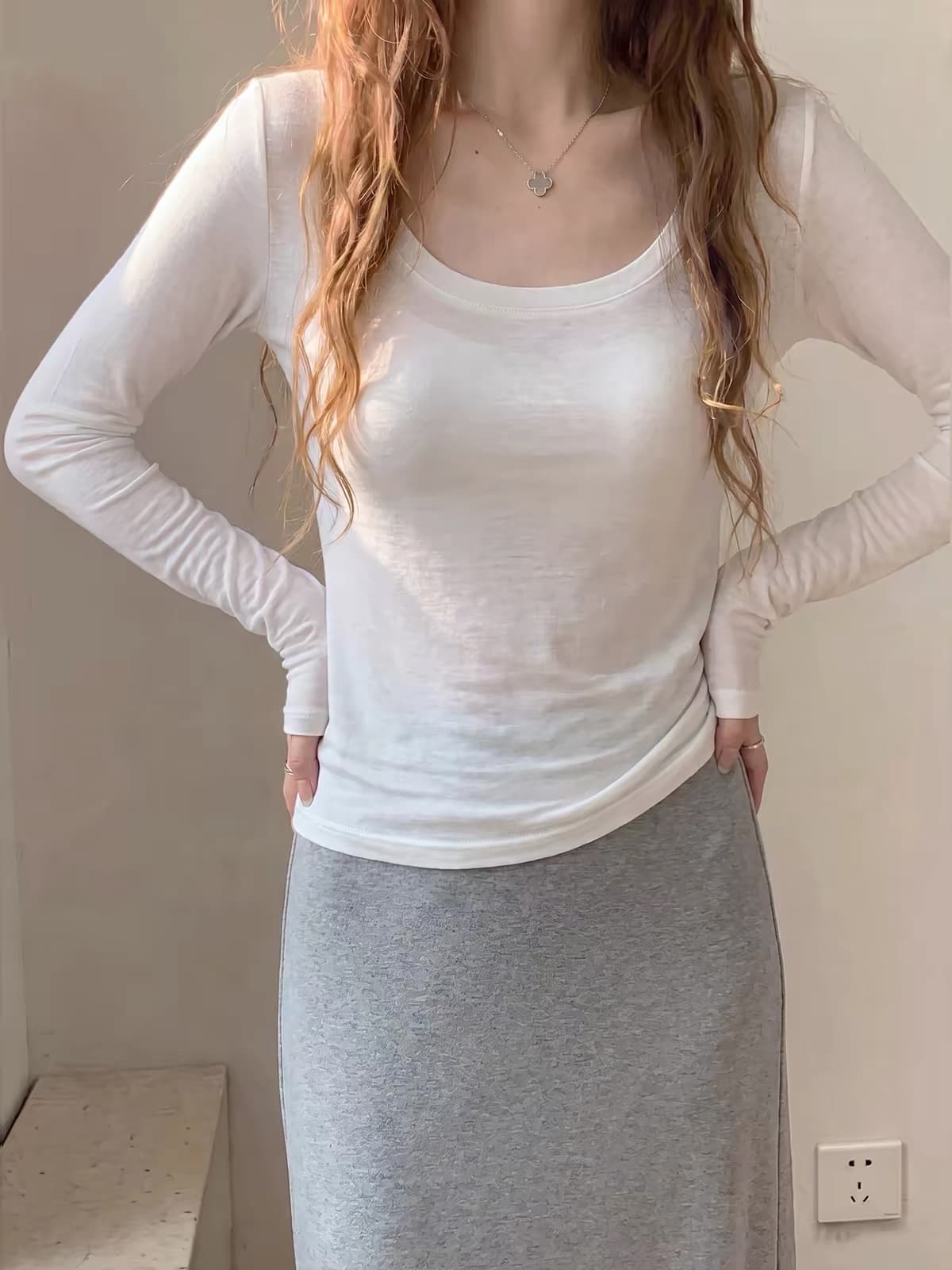 한 부서 화이트 u 칼라 자외선 차단 에어컨 블라우스 여성 여름 느슨함 센스 몸매 가꾸기 얇은 스타일 긴팔 티셔츠 대 네클라인 맨위 이미지 2