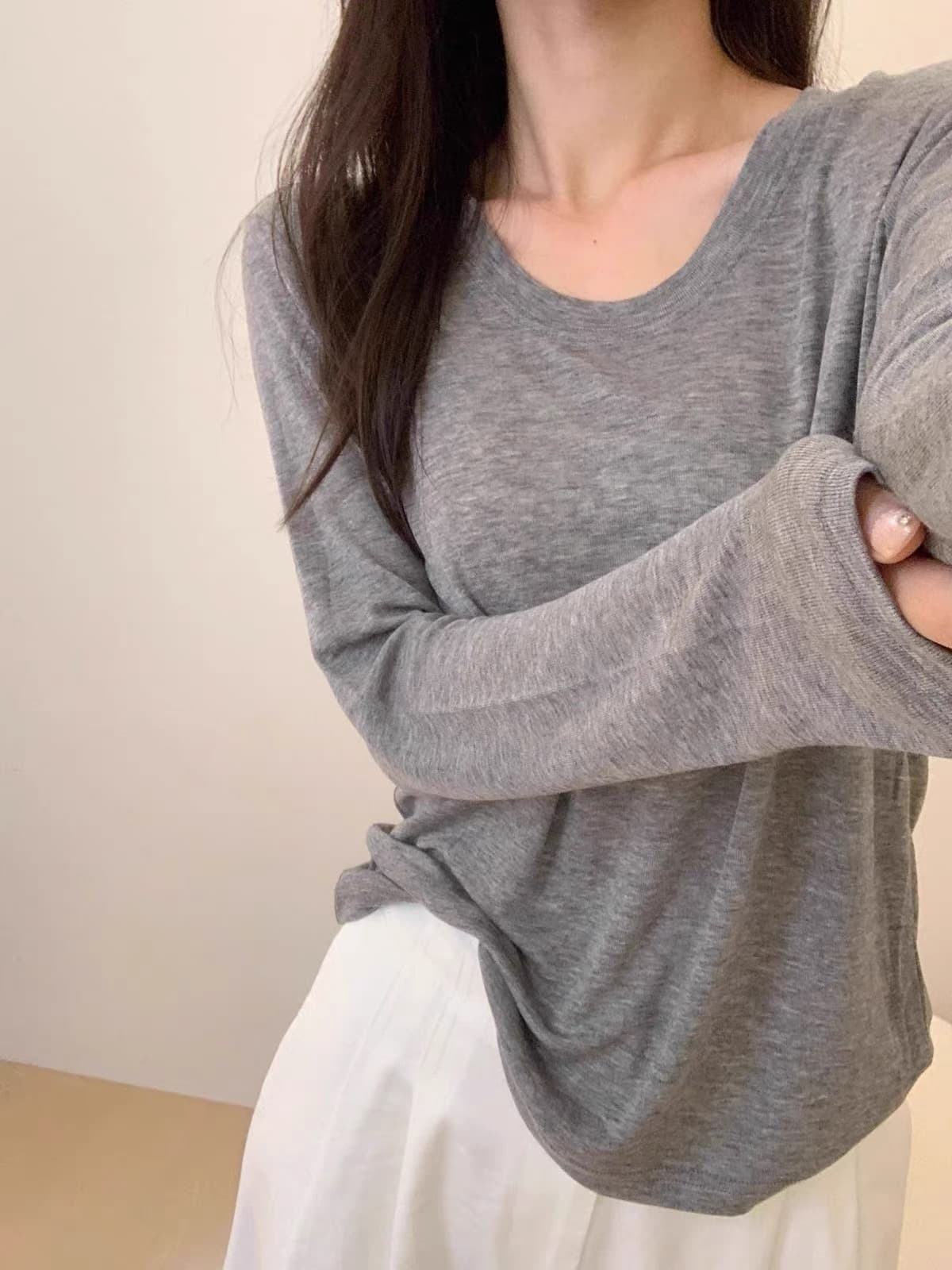 한 부서 다용도 자외선 차단 u 칼라 화이트 긴팔 티셔츠 여성 가을 긍정적 인 어깨 몸매 가꾸기 슬림해 보이는 인사이드 잡아라. 의류 기본 셔츠 여성 상세 이미지 1