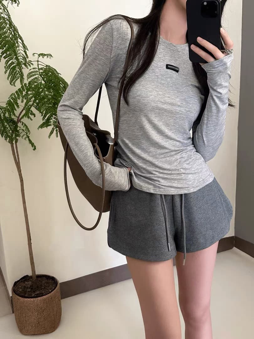 여름 얇은 스타일 긴팔 라운드 넥 긍정적 인 어깨 자외선 차단 가면 티셔츠 여성 한 부서 chic Chic 슬림해 보이는 기본 셔츠 맨위 상세 이미지 2