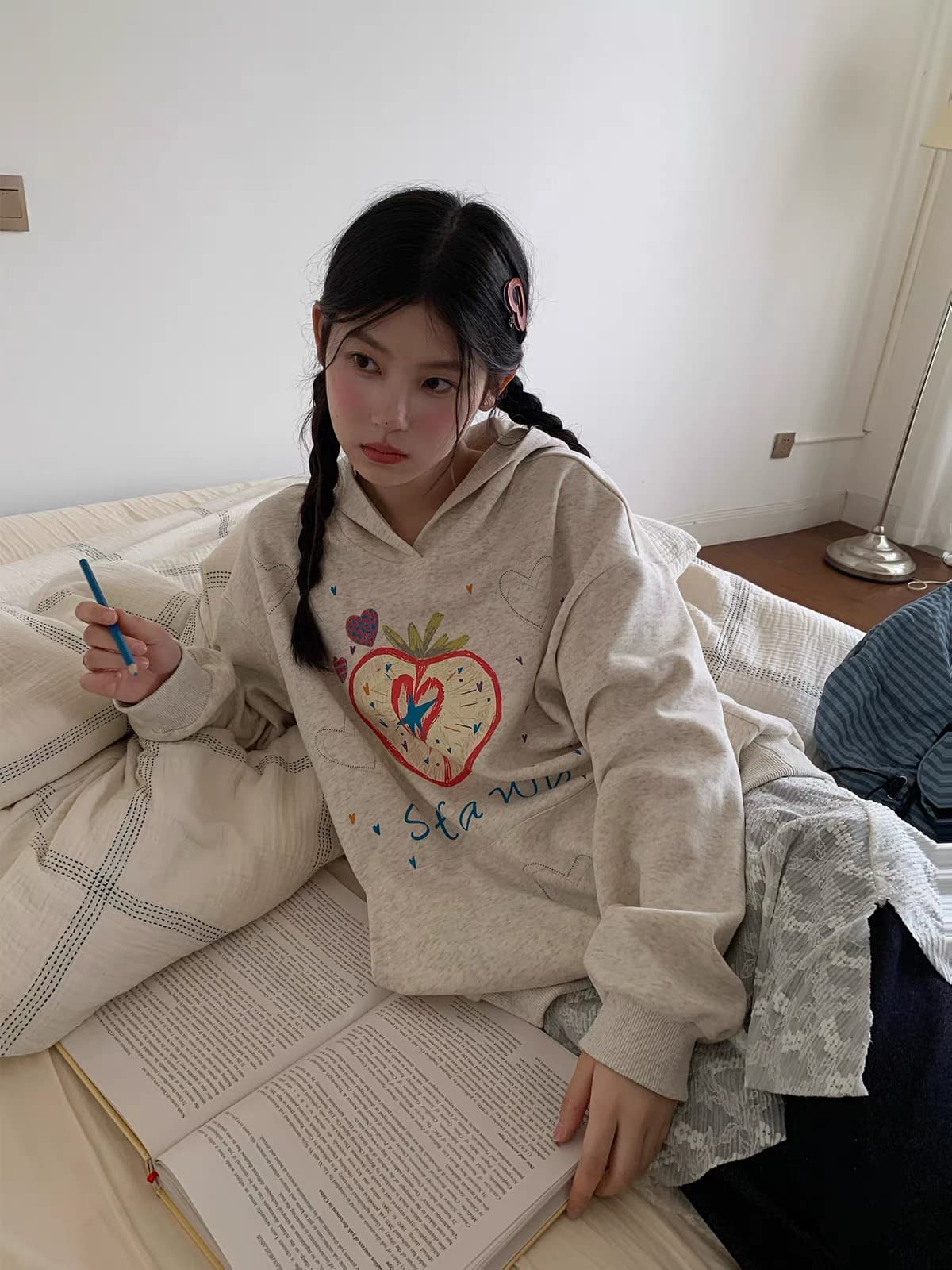 일본식 달콤함 재미있는 하트 프린트 후드 티 스웨터 여성 봄 가을 얇은 스타일 루즈핏 슈퍼 잘 생긴 수 있습니다. 사랑을 펌핑 로프 모자 셔츠 상세 이미지 1