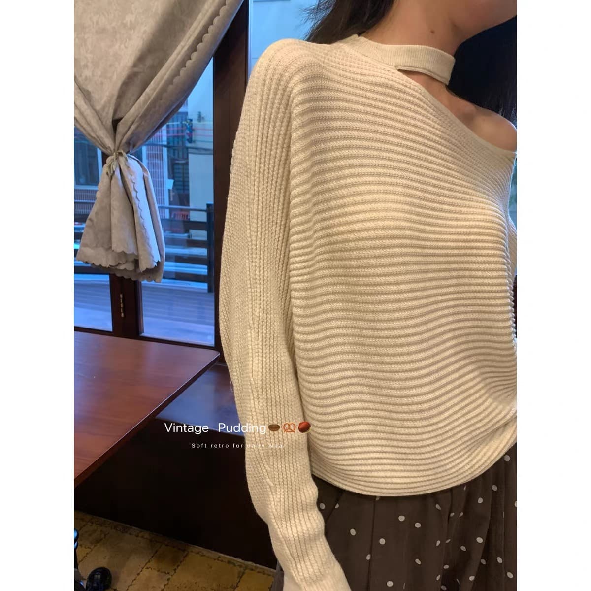 욕망 만지기 오프숄더 행침 목 디자인 정말로 슬림해 보이는 매장 열기 폭발 니트 스웨터 이미지 4