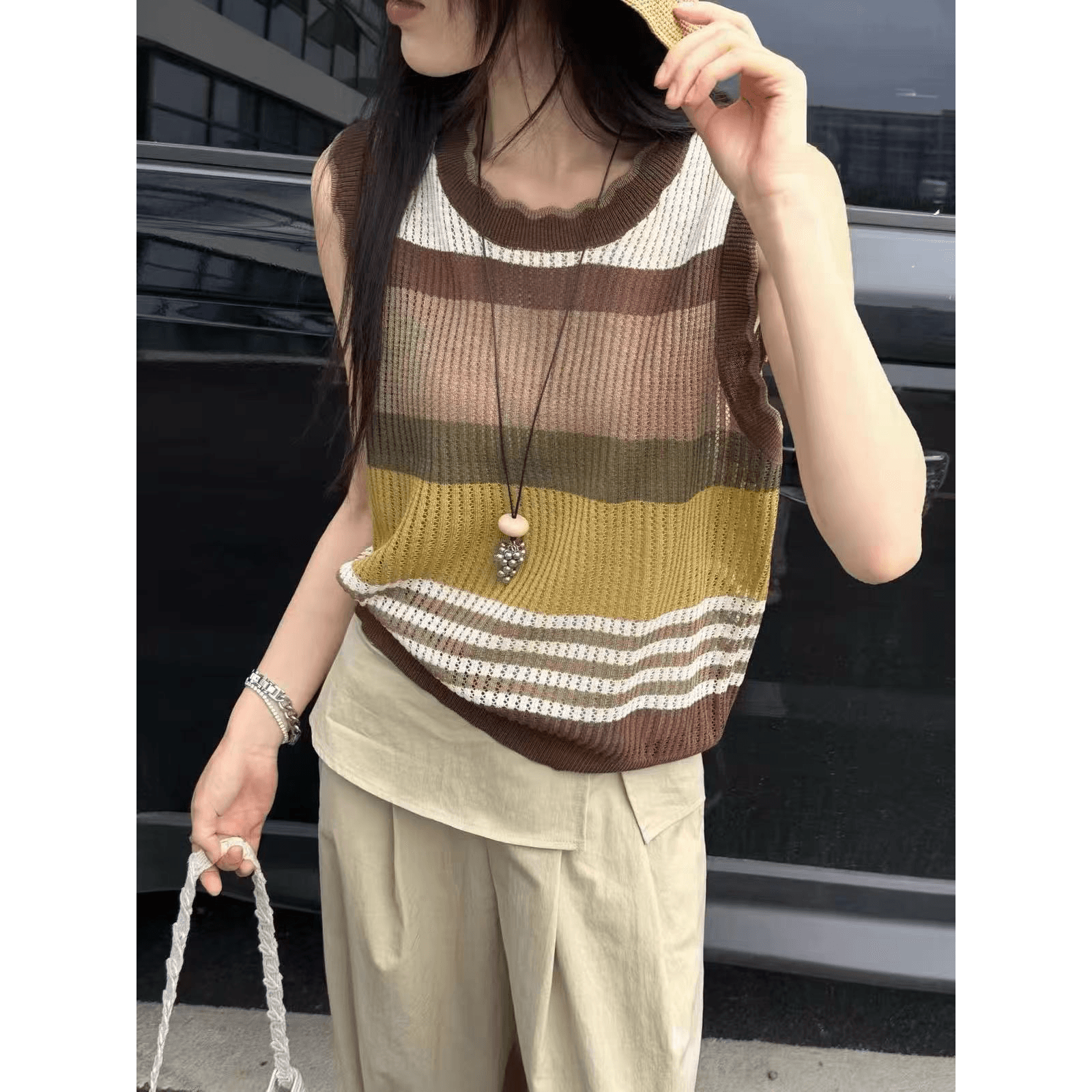 프랑스식 레트로 라운드 넥 배색 스트라이프 민소매 니트 스웨터 여성 여름 모직물 조끼 패션 다용도 슬림해 보이는 맨위 이미지 5