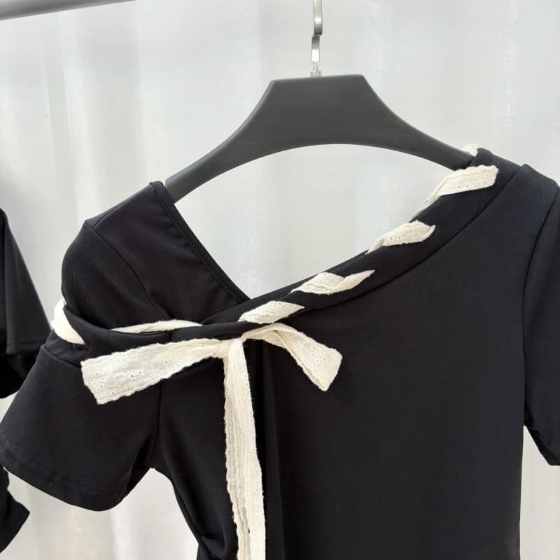 실사 여름 새로운 검정색 어깨끈 나비 매듭 긍정적 인 어깨 티셔츠 불규칙 몸매 가꾸기 쇼트 스타일 디자인 센스 맨위 이미지 4