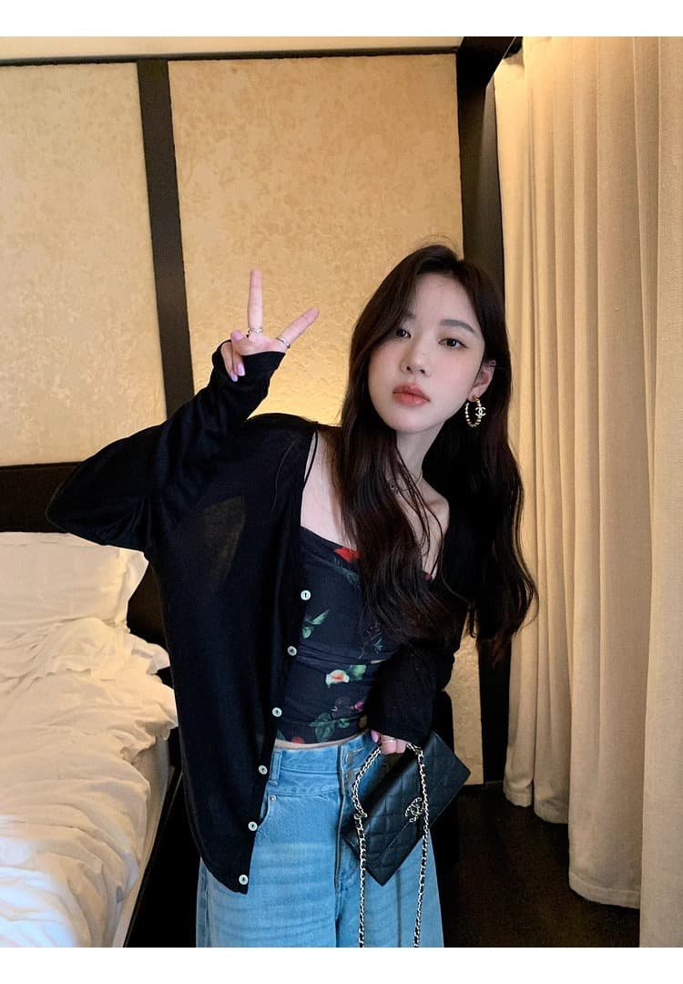 pusumede 보라색 나비 프린트 좋은 캐미솔 여름 외출용 허리 수축 슬림해 보이는 쇼트 스타일 민소매 맨위 상세 이미지 26