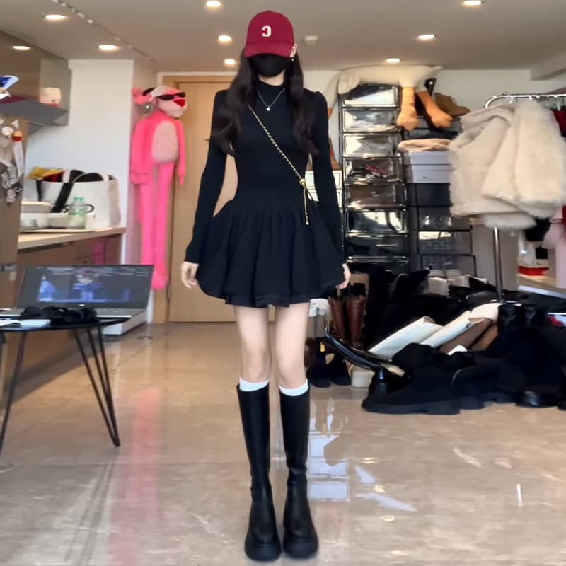 그는 벤 천 골드 작은 검은 드레스 여성 조기 가을 꼬집기 허리 슬림해 보이는 허리 수축 긴팔 니트 원피스 퍼프 스커트 이미지 3
