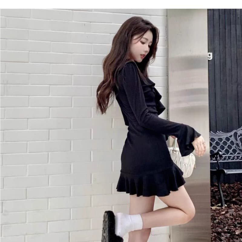 프랑스식 차 휴식 그는 벤 작은 검은 드레스 가을 새로운 순수한 욕망 달콤한 매운맛 V넥 드레스 프릴 미니 스커트 긴팔 여성 이미지 5