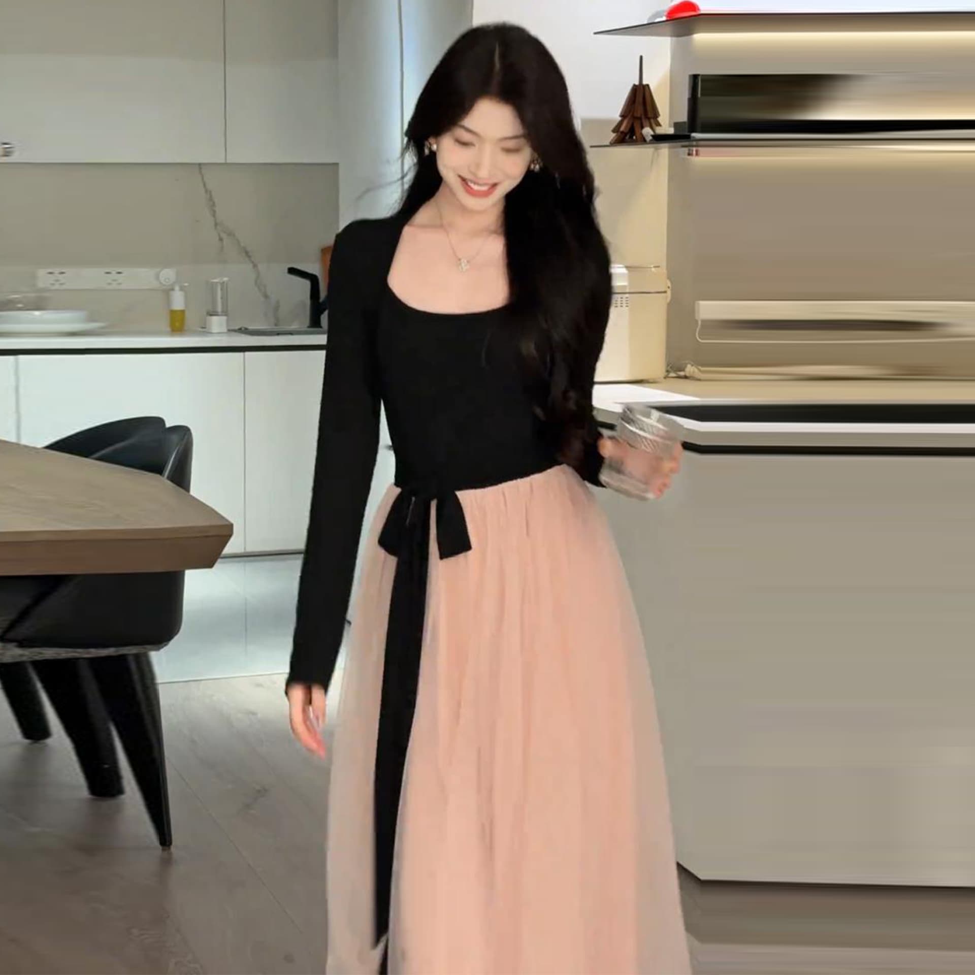 자이언트 잘 생긴 망사 패치워크 긴팔 드레스 아이들 새로운 가을 겨울 관대 한 점잖은 아름다운 롱 스커트 이미지 5