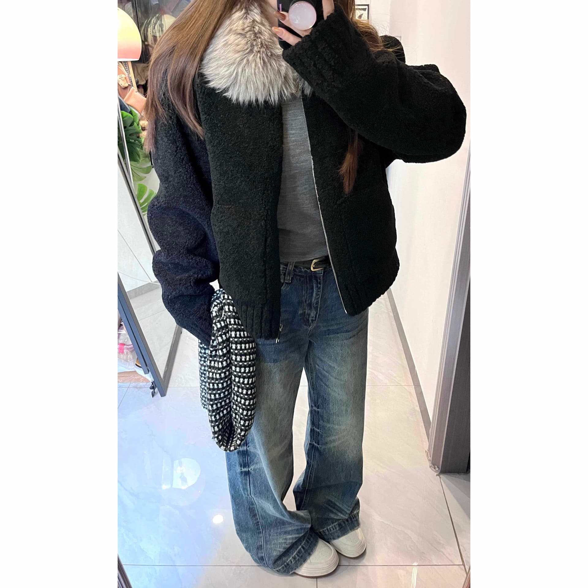 두꺼운 500 그램 양털 플리스 복합 스웨이드 큰 모피 칼라 하나 양털 여성 코트 새로운 두꺼운 검정색 환경 보호 이미지 4