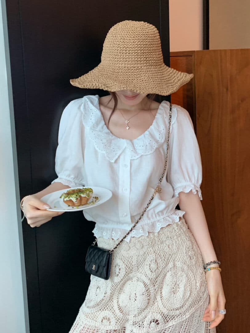 프랑스식 새로운 품격 레이스 레이스 반팔 셔츠 베이비 칼라 오프숄더 쇼트 스타일 빛 럭셔리 고급 센스 맨위