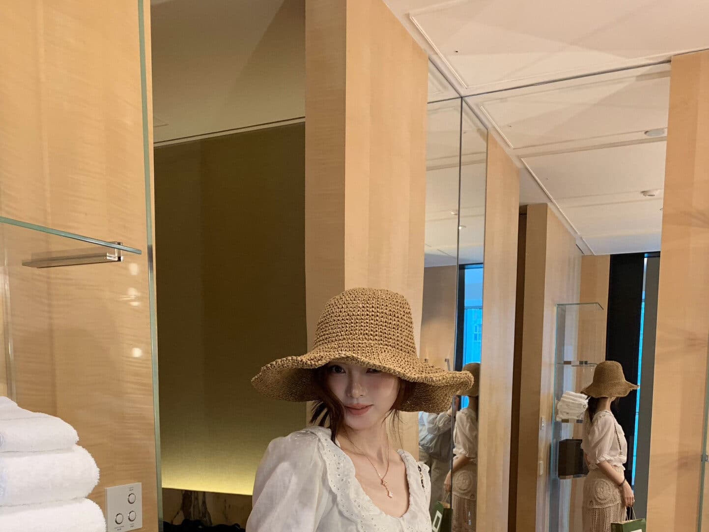 프랑스식 새로운 품격 레이스 레이스 반팔 셔츠 베이비 칼라 오프숄더 쇼트 스타일 빛 럭셔리 고급 센스 맨위 상세 이미지 7