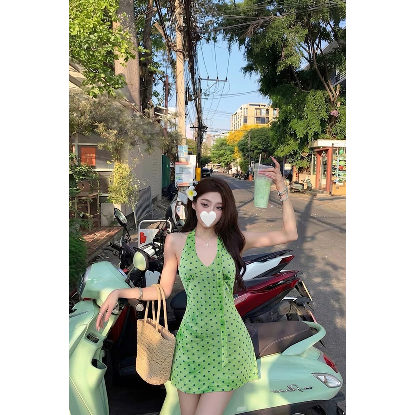 폴리 에스터 인터넷 원단 네리 여름 프랑스식 레트로 휴가 바람 도트 무늬 행침 목 V넥 꼬집기 허리 드레스 이미지 3