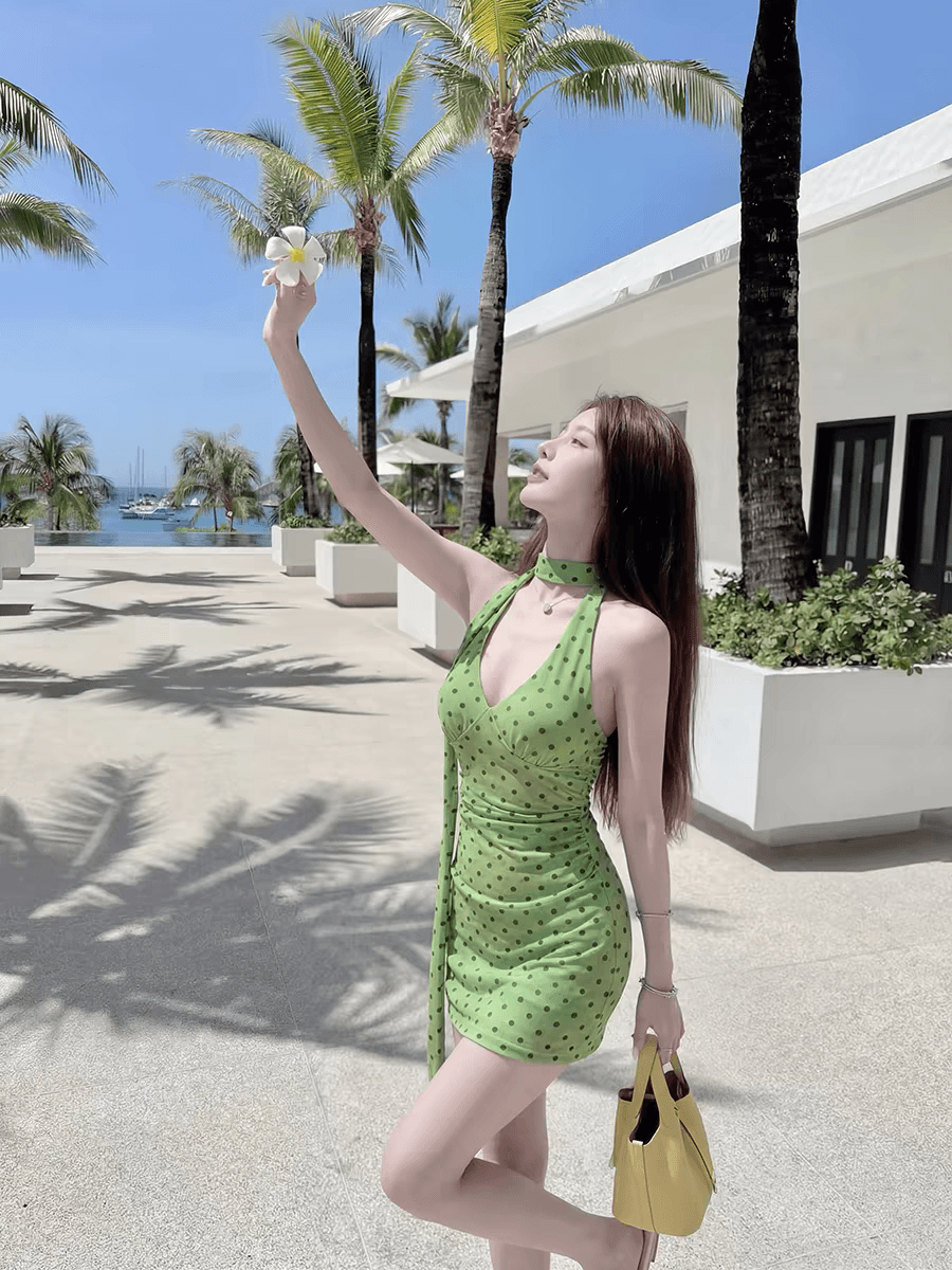 폴리 에스터 인터넷 원단 네리 도트 무늬 레트로 V넥 행침 목 허리 수축 품격 리본 여성 드레스 여름 타이트 스커트